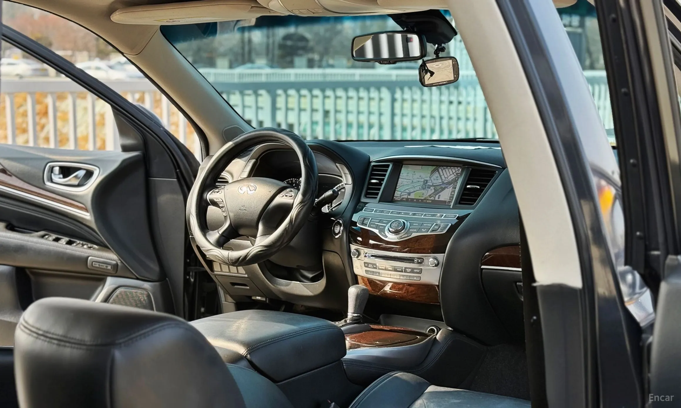 Infiniti QX60 превью 10