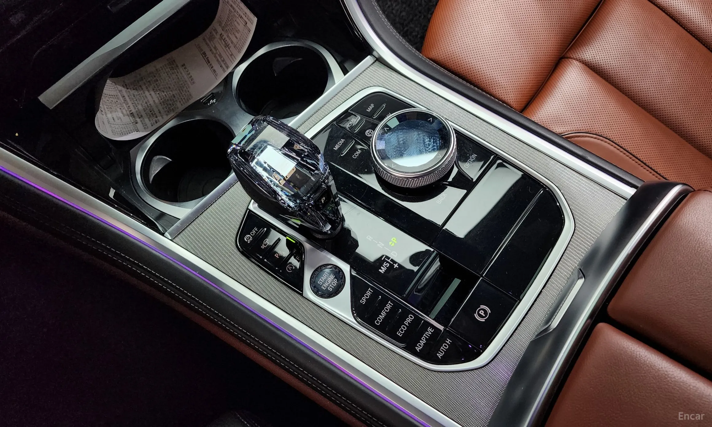 BMW 8-series (G15) превью 9
