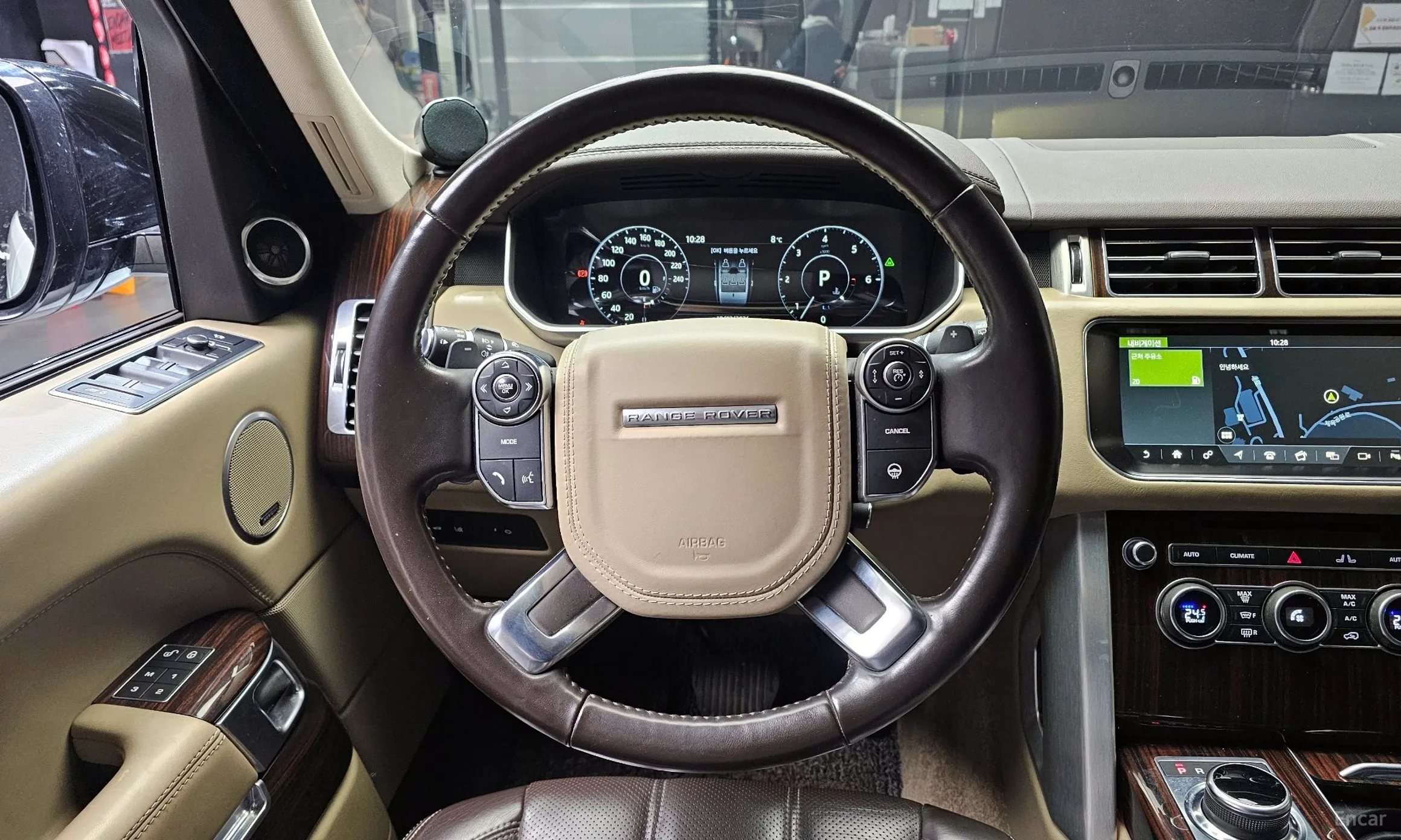 Land Rover Range Rover 4th Generation превью 13