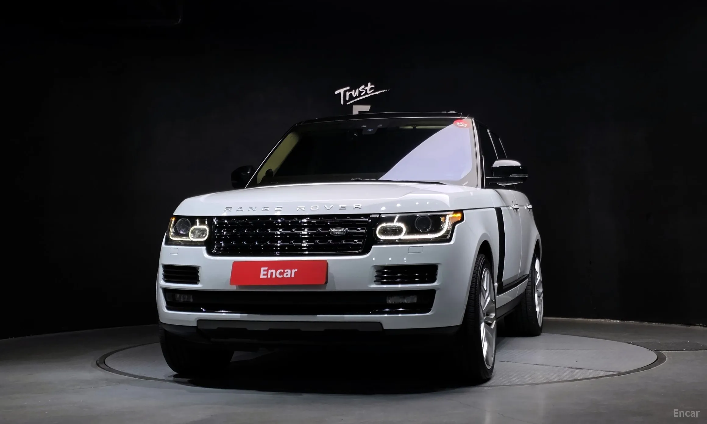 Land Rover Range Rover 4th Generation превью 3