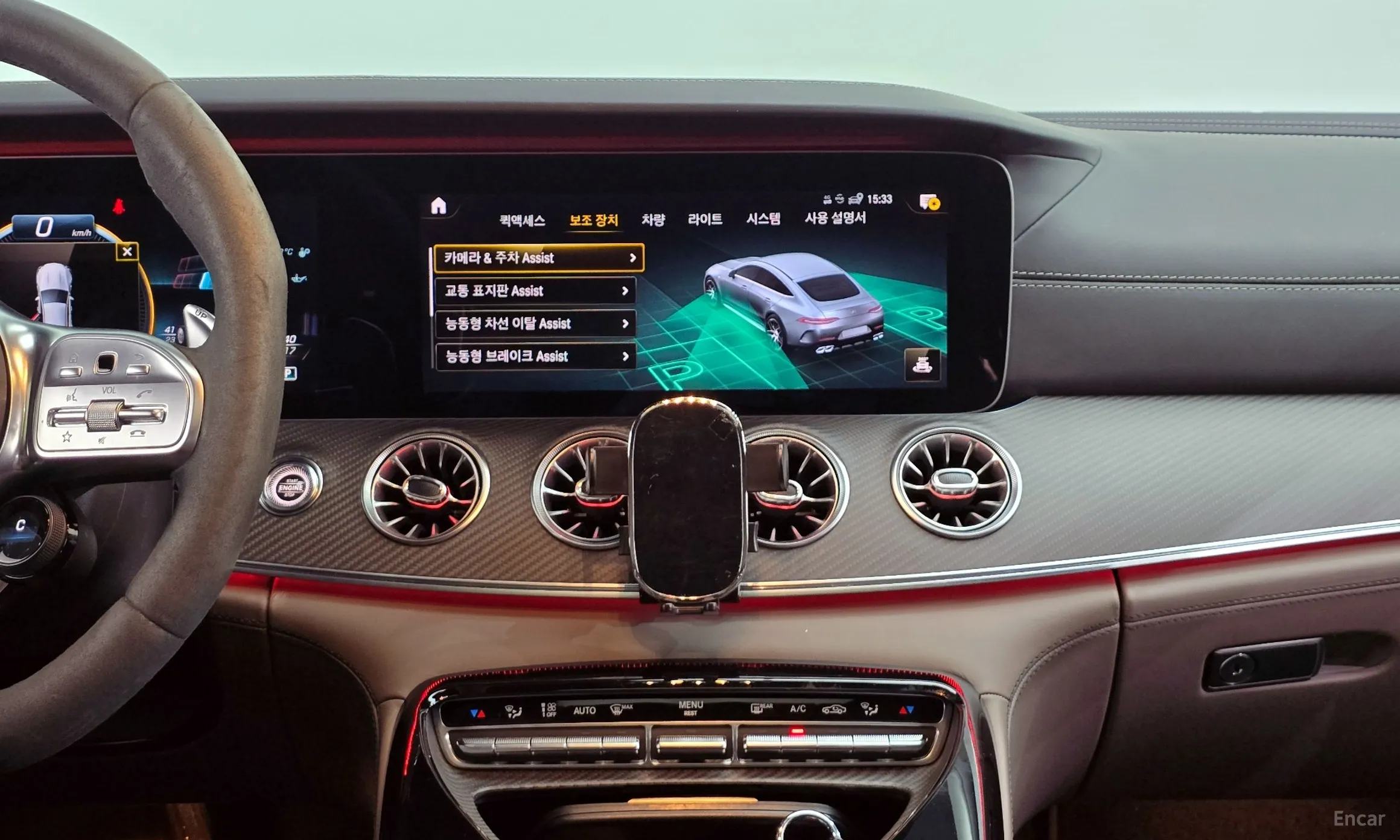 Mercedes Benz AMG GT превью 14