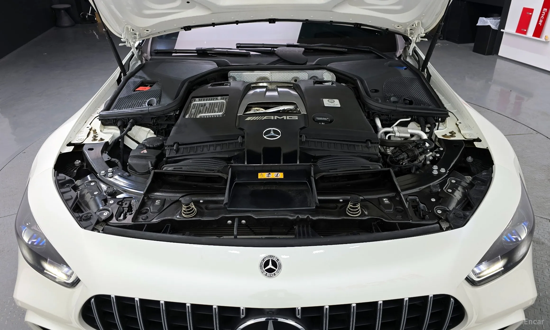 Mercedes Benz AMG GT превью 6