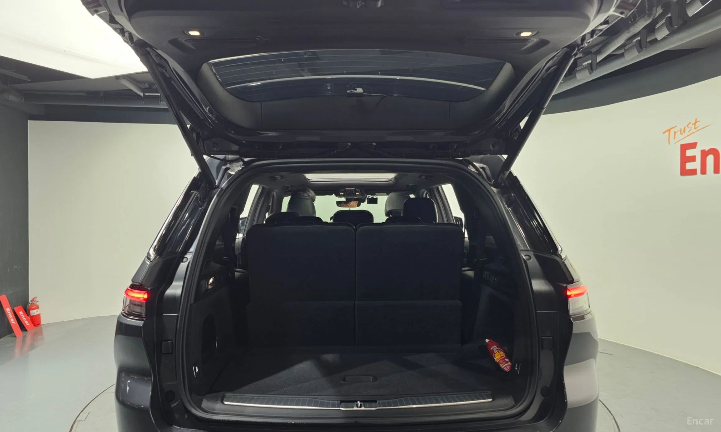 Jeep Grand Cherokee (WL) превью 20