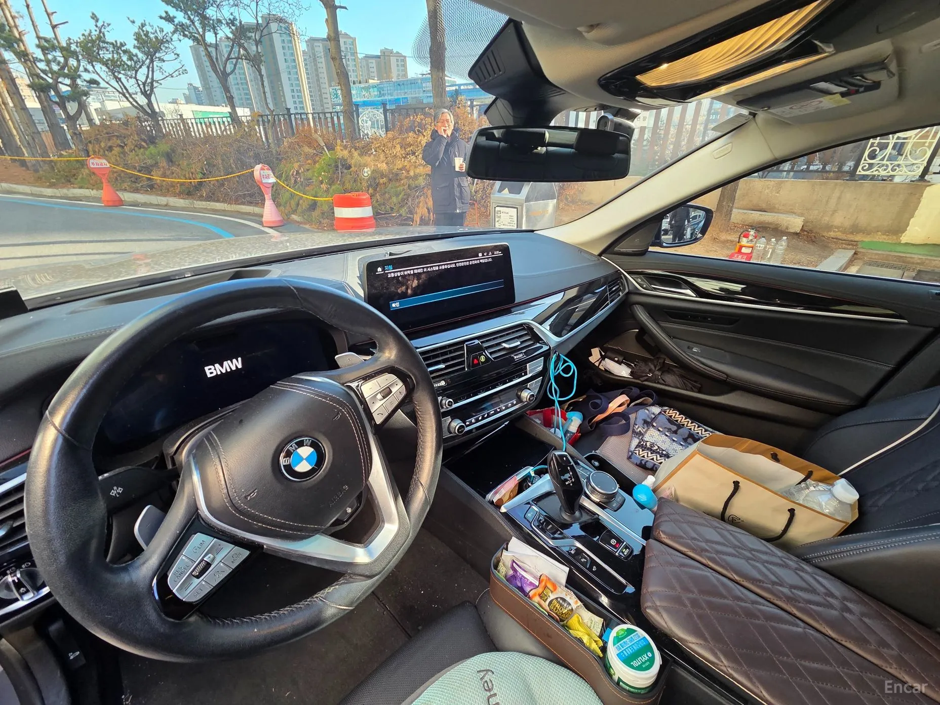 BMW 5 Series (G30) превью 10