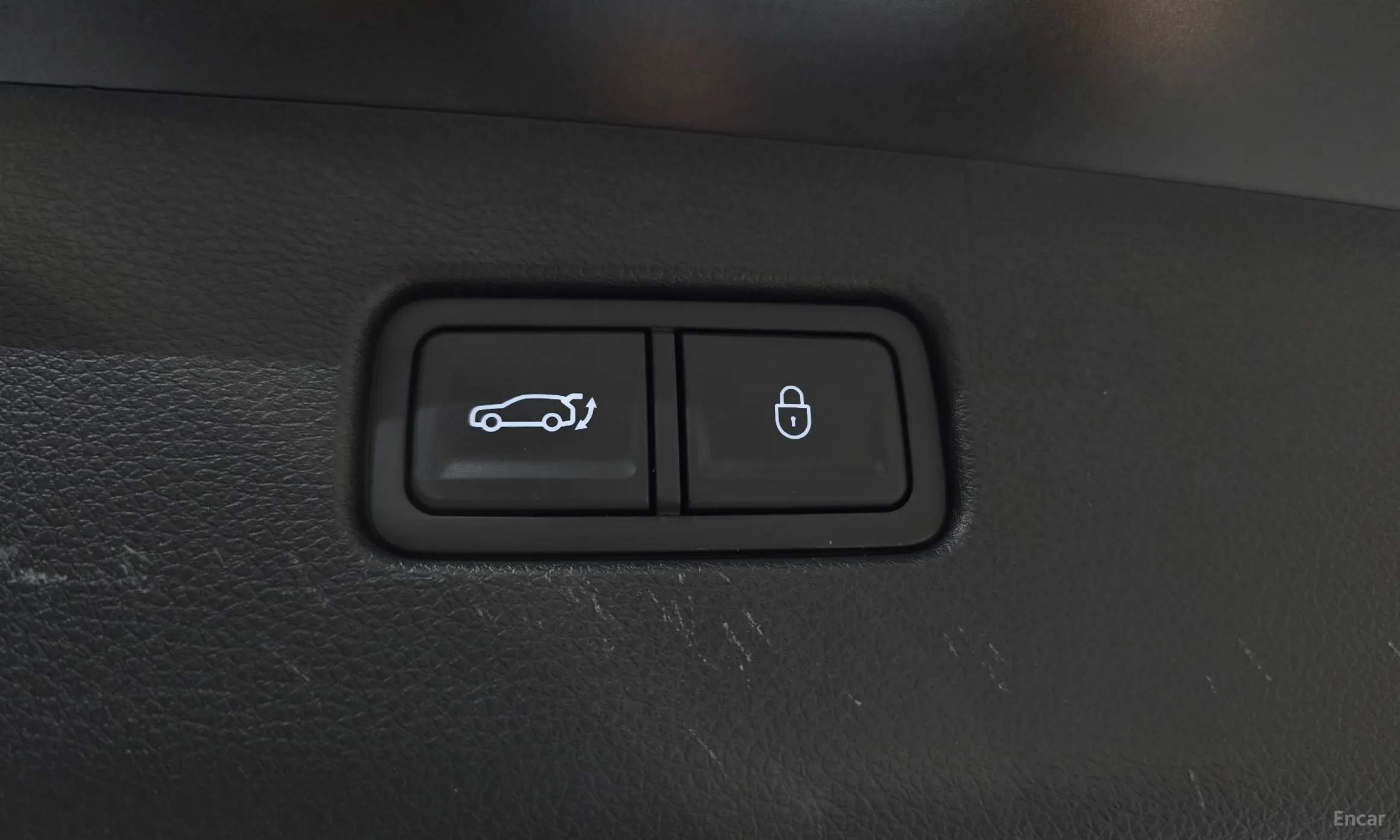 Genesis GV70 превью 20
