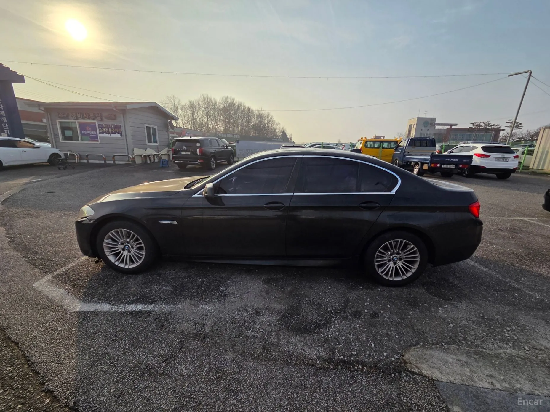 BMW 5 Series (F10) превью 4