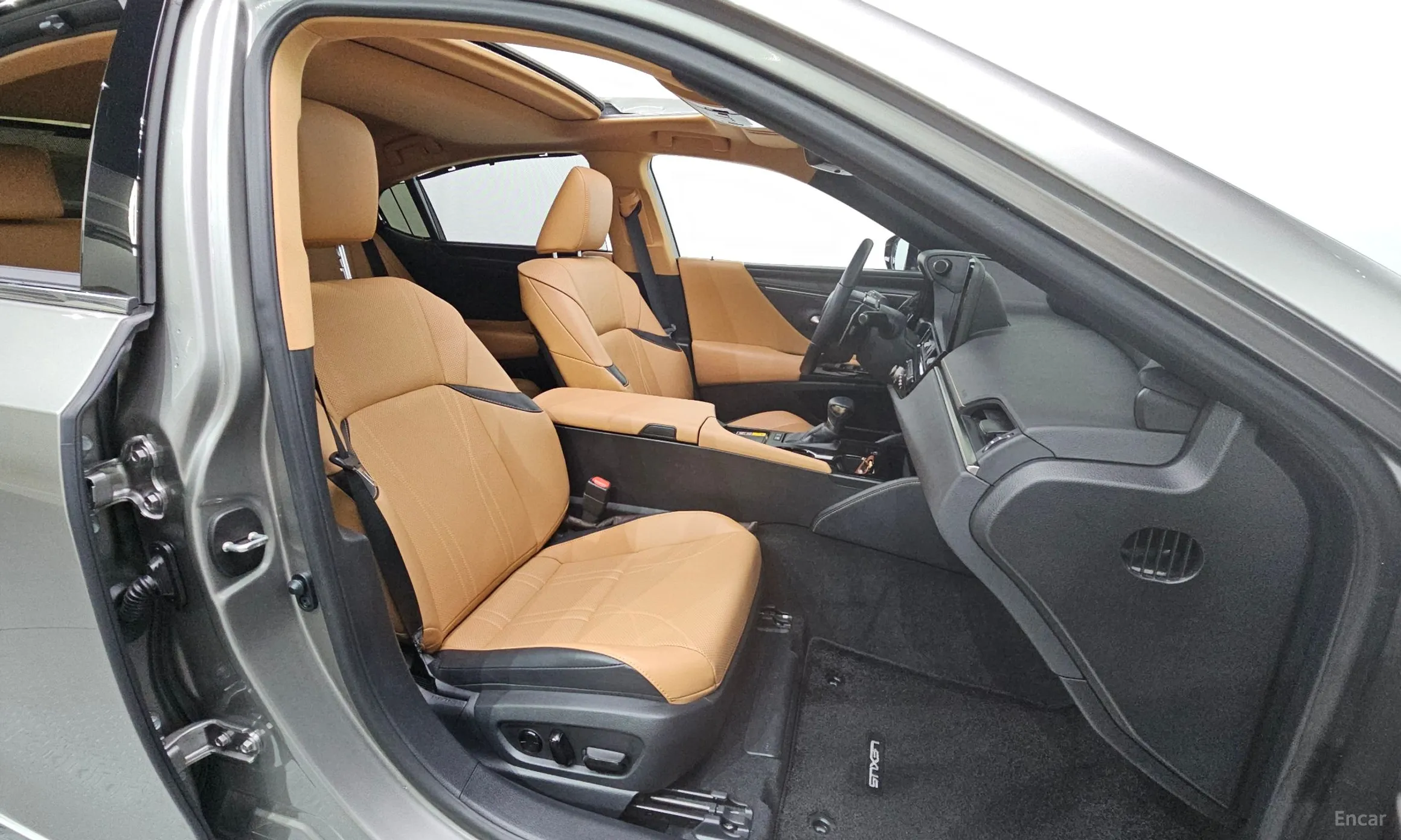 Lexus ES300h 7th Generation превью 11