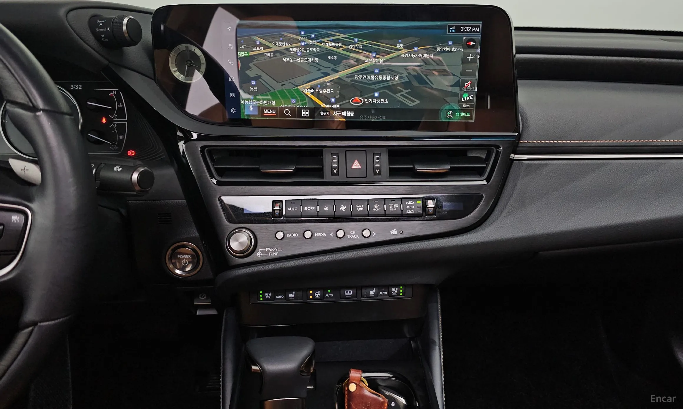 Lexus ES300h 7th Generation превью 15