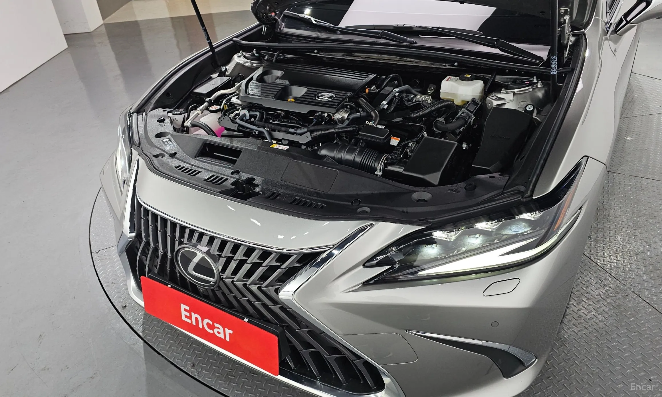 Lexus ES300h 7th Generation превью 6