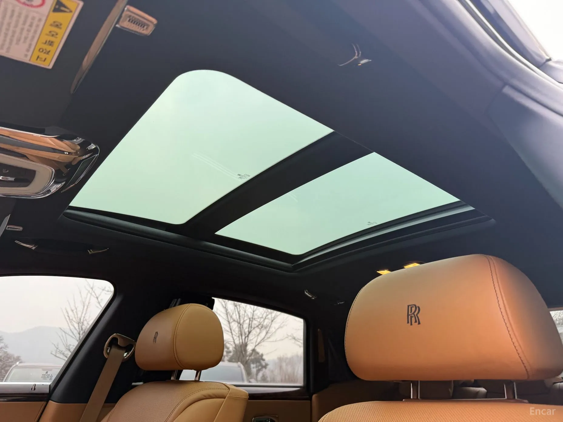 Rolls-Royce Ghost превью 12