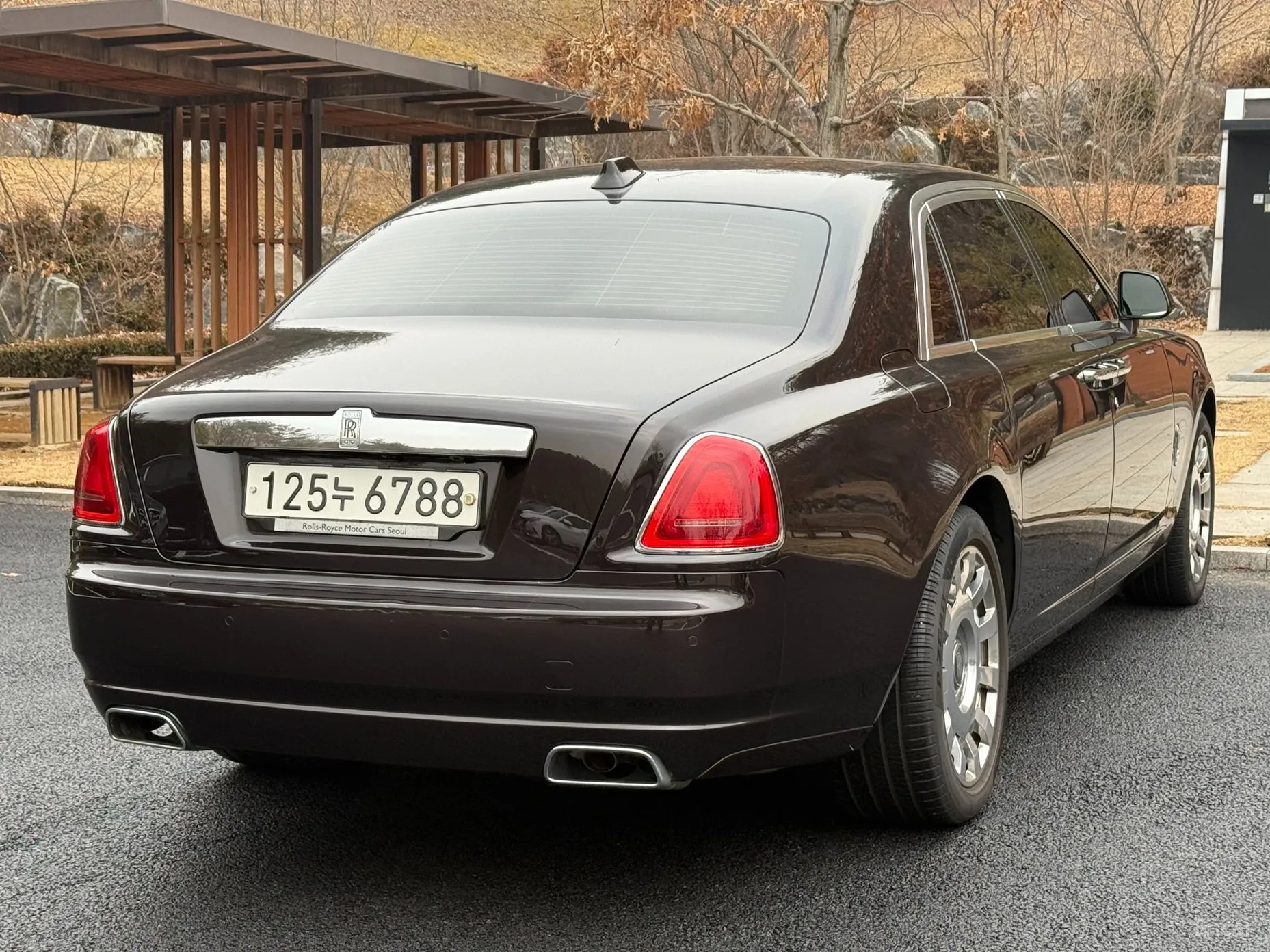 Rolls-Royce Ghost превью 2