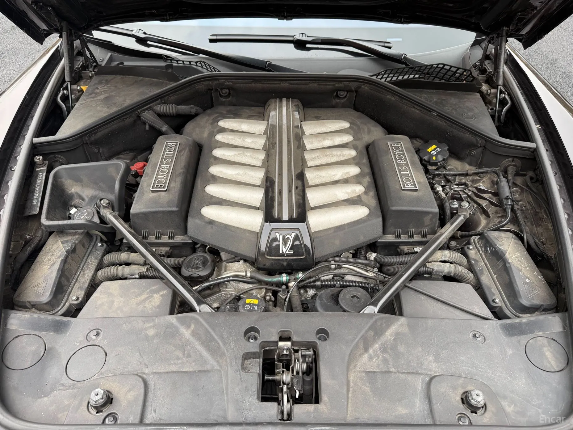 Rolls-Royce Ghost превью 6
