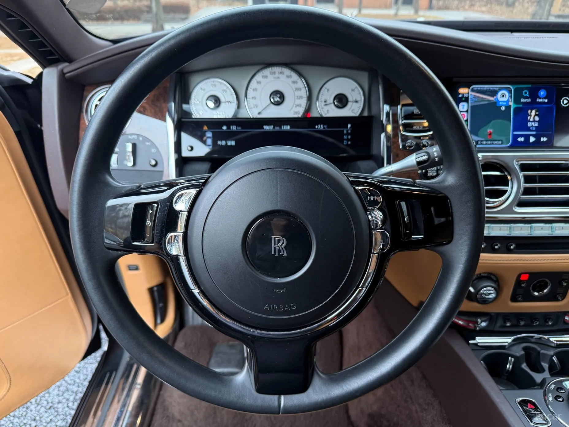 Rolls-Royce Ghost превью 9