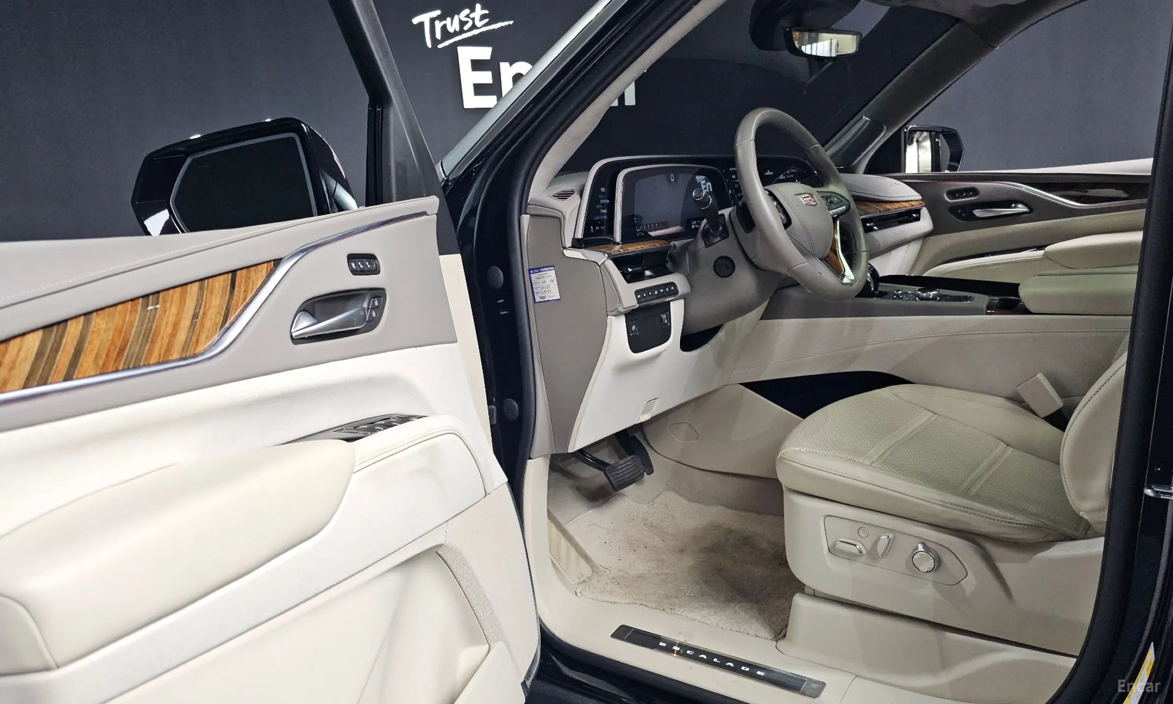 Cadillac Escalade 5th Generation превью 10