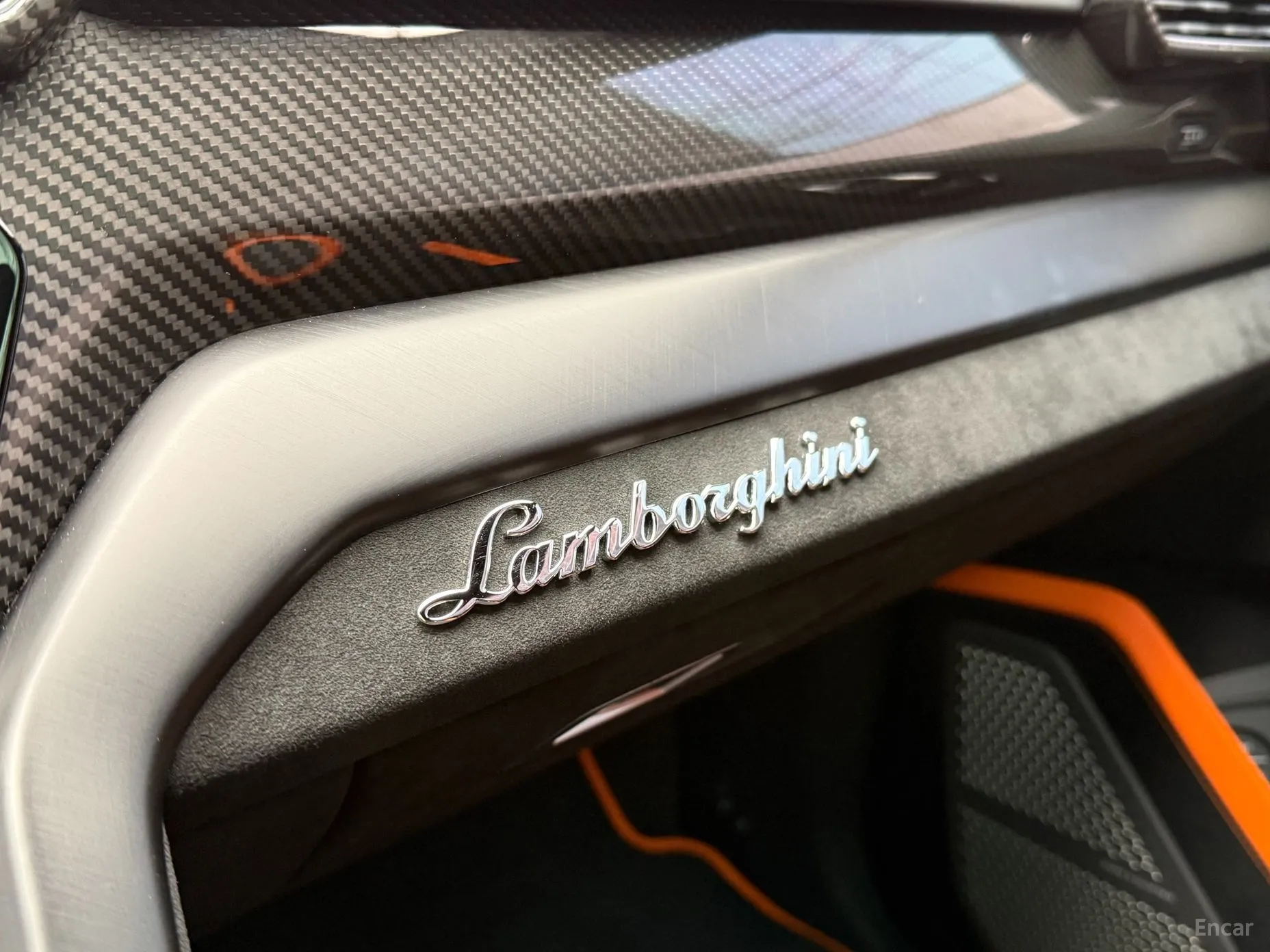 Lamborghini Urus превью 11