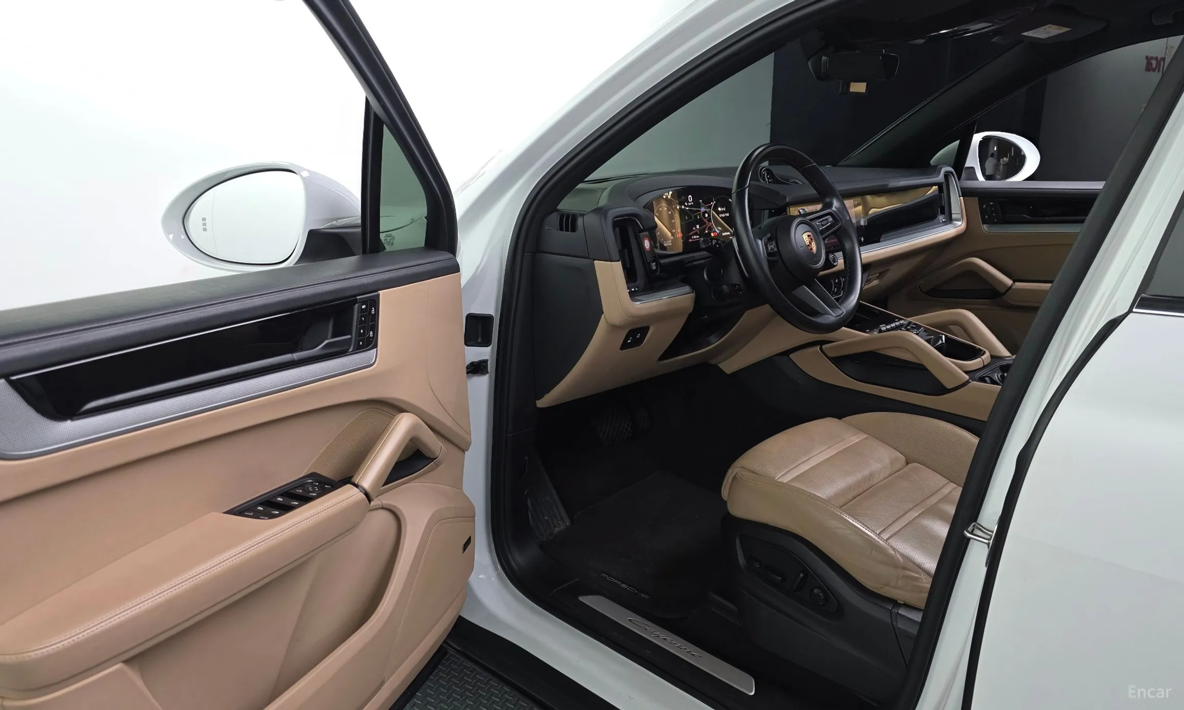 Porsche Cayenne (PO536) превью 10