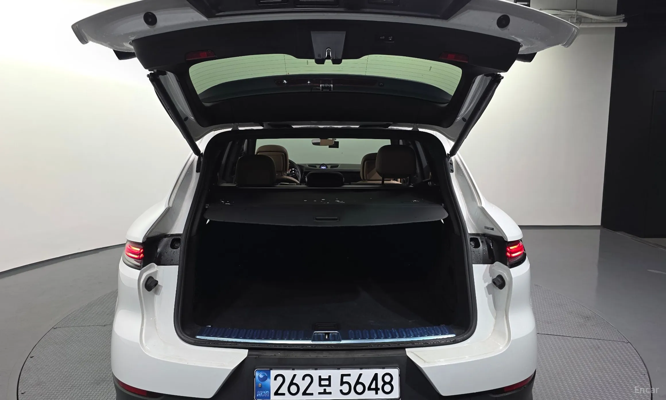Porsche Cayenne (PO536) превью 20