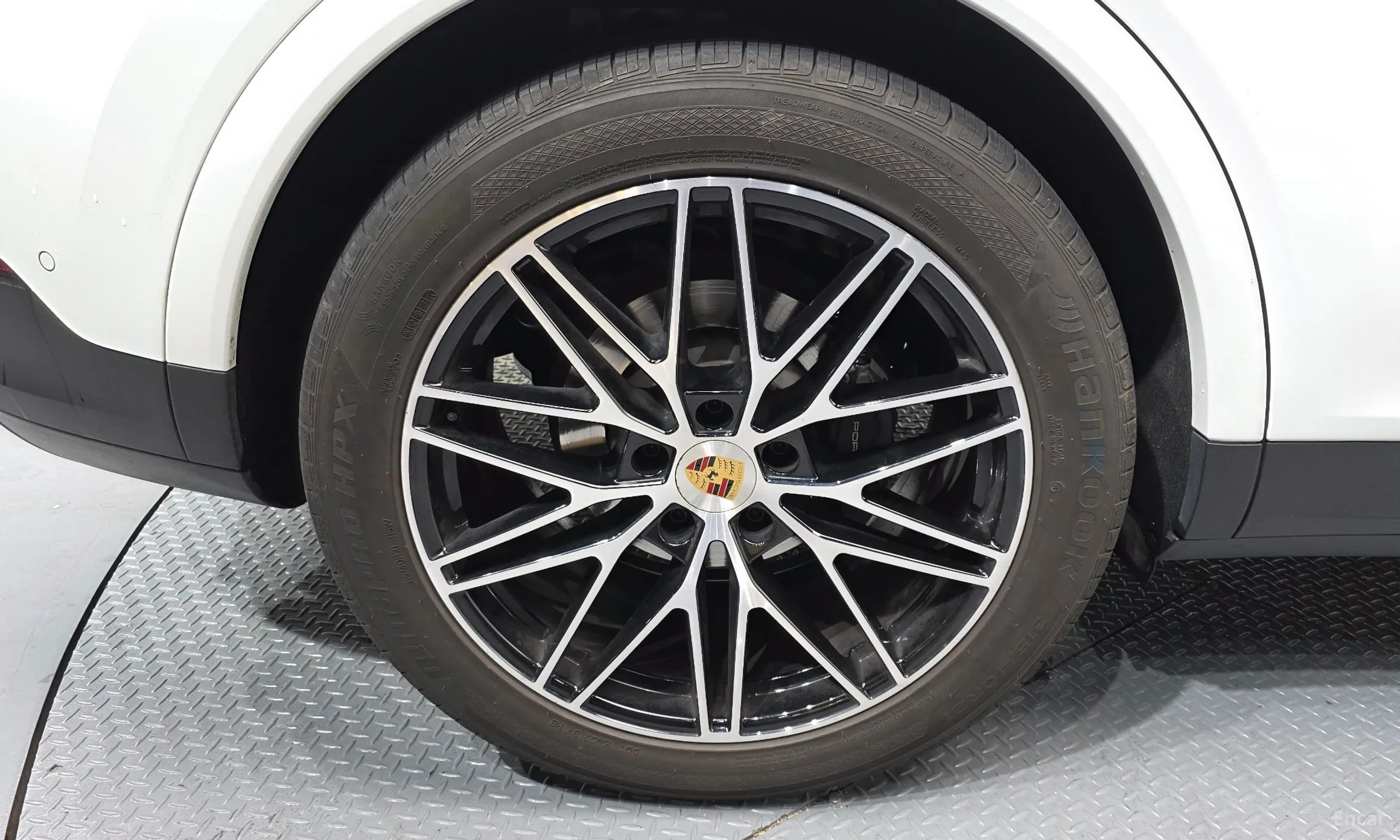 Porsche Cayenne (PO536) превью 5