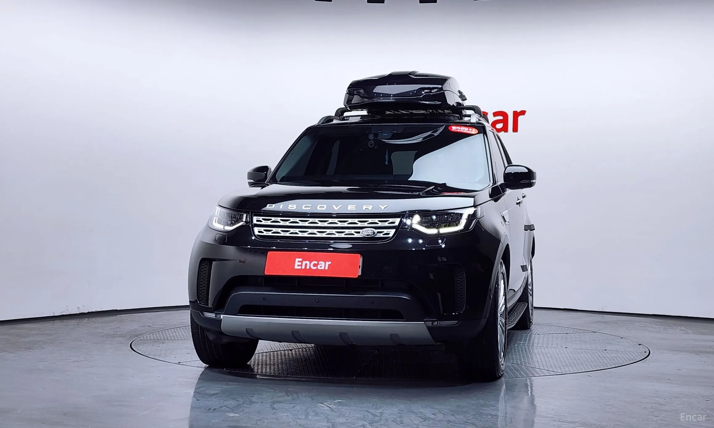 Land Rover Discovery 5 превью 3