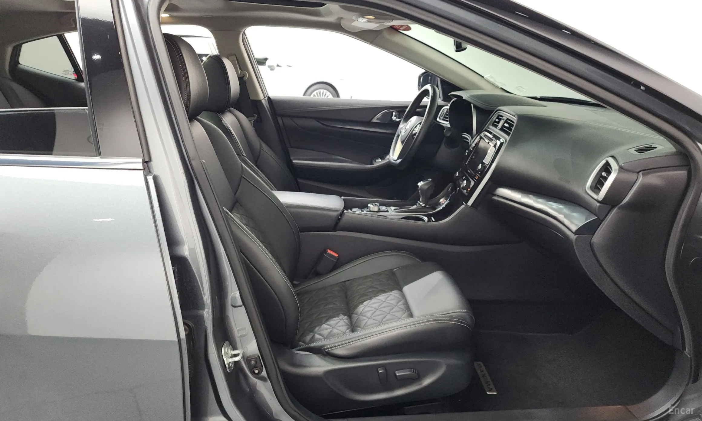 Nissan Maxima (A36) превью 11