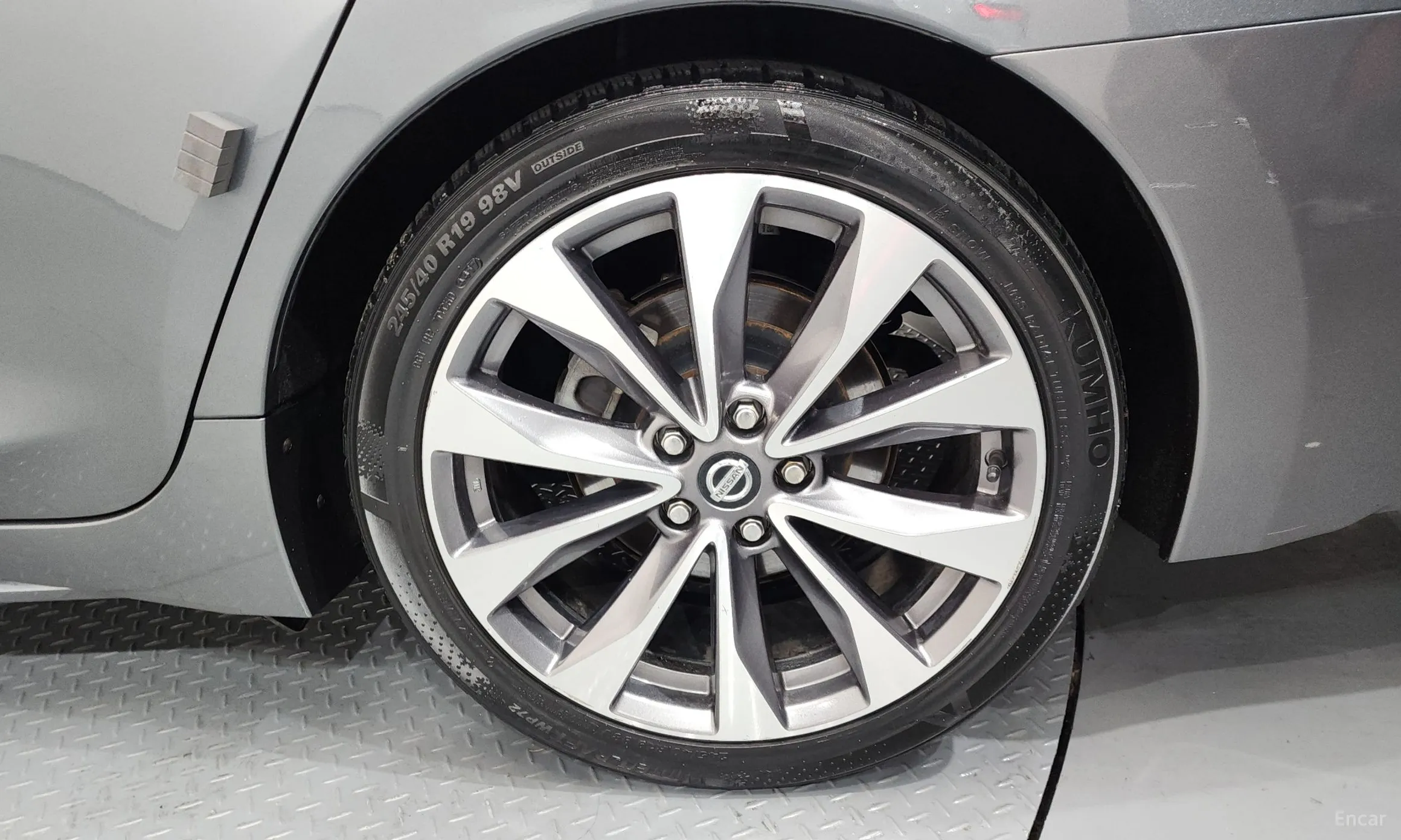 Nissan Maxima (A36) превью 5