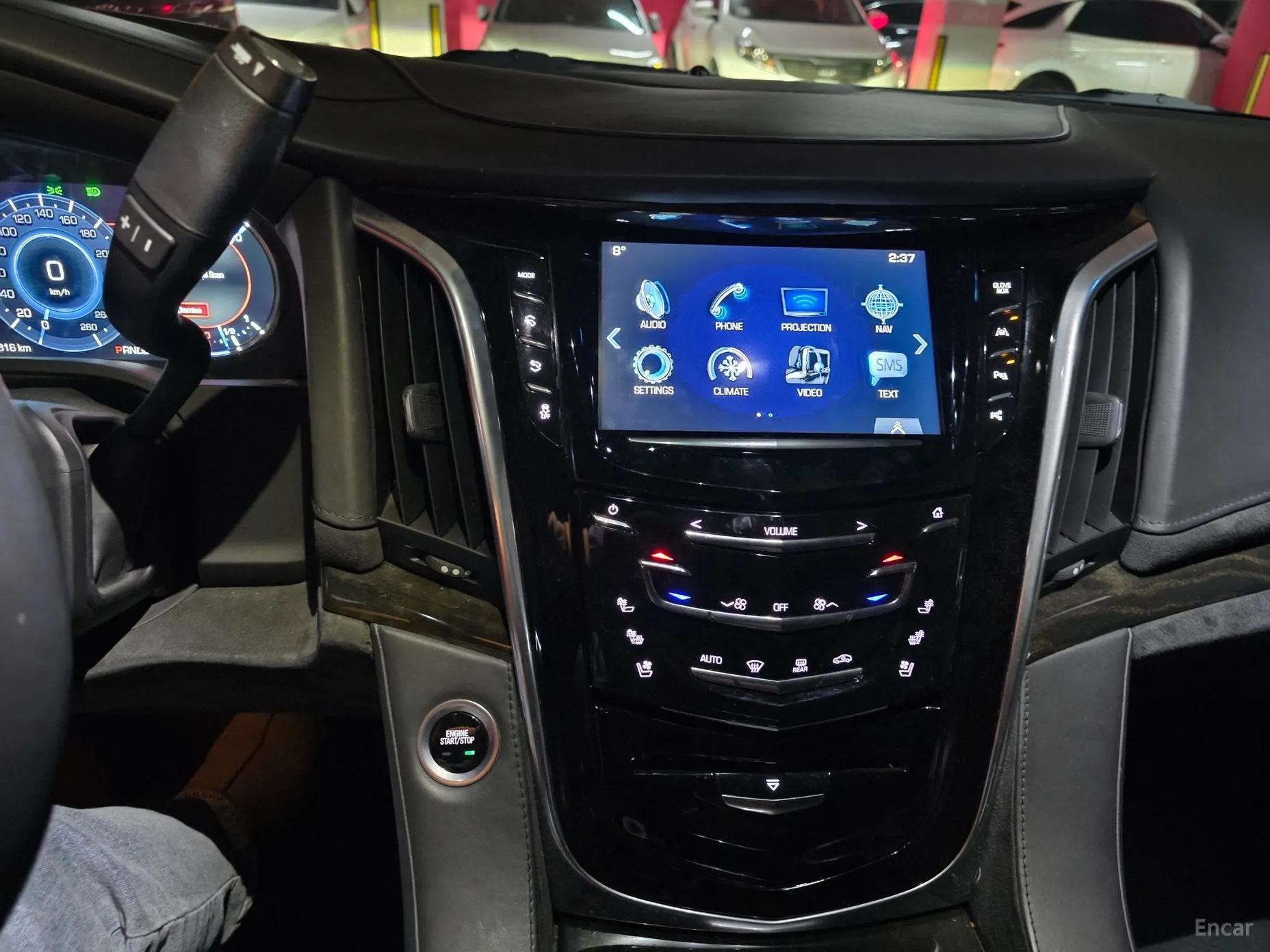 Cadillac Escalade превью 12