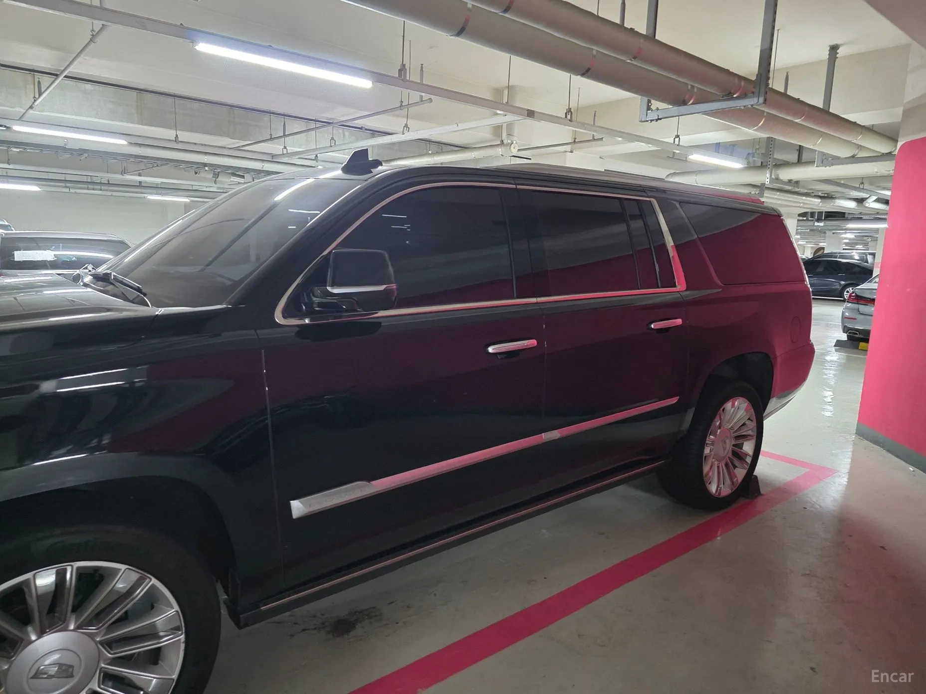 Cadillac Escalade превью 4