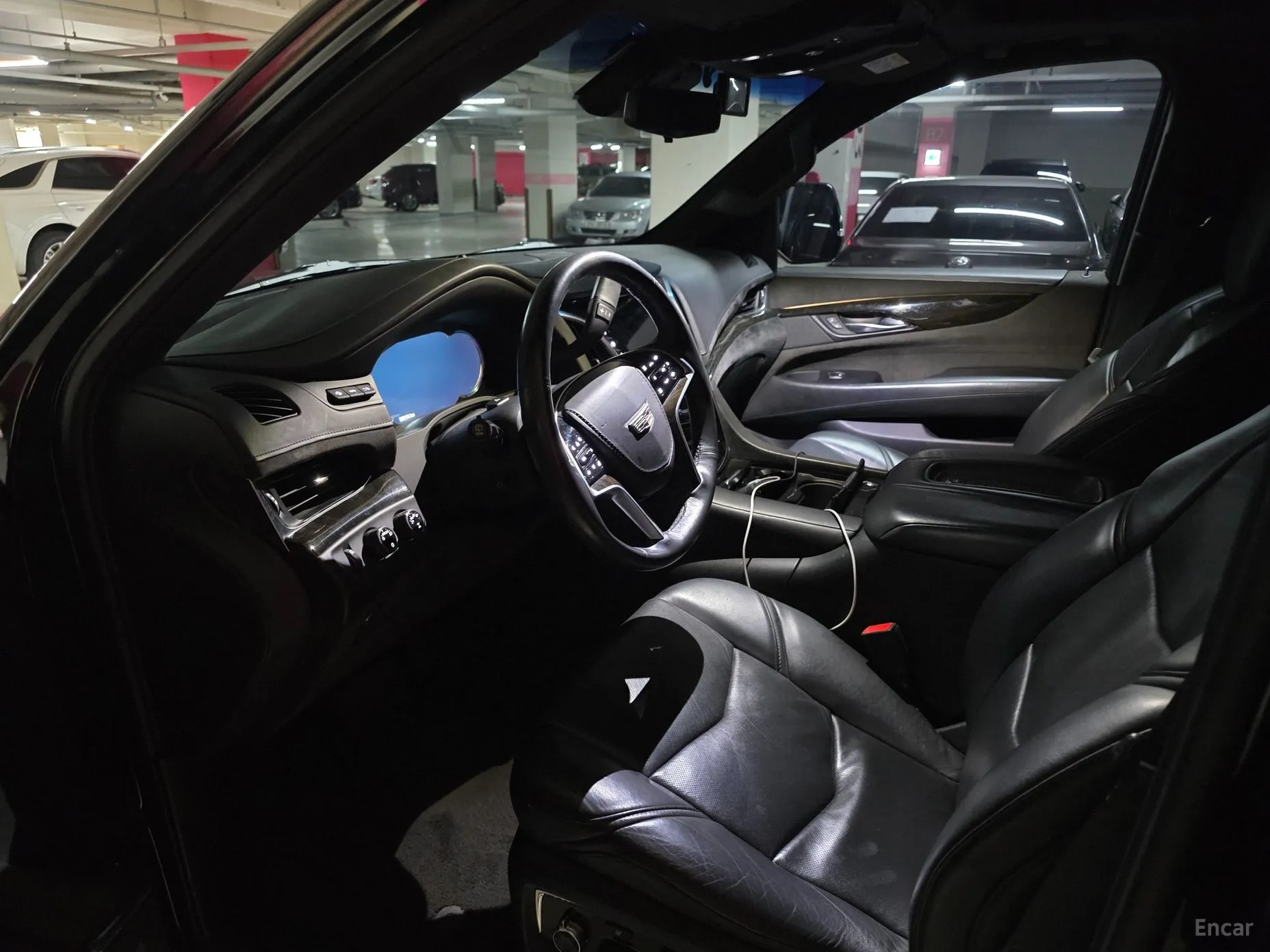 Cadillac Escalade превью 7