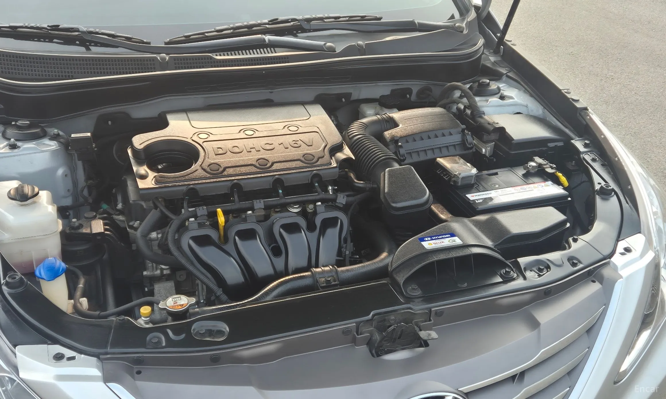 Hyundai YF Sonata превью 20