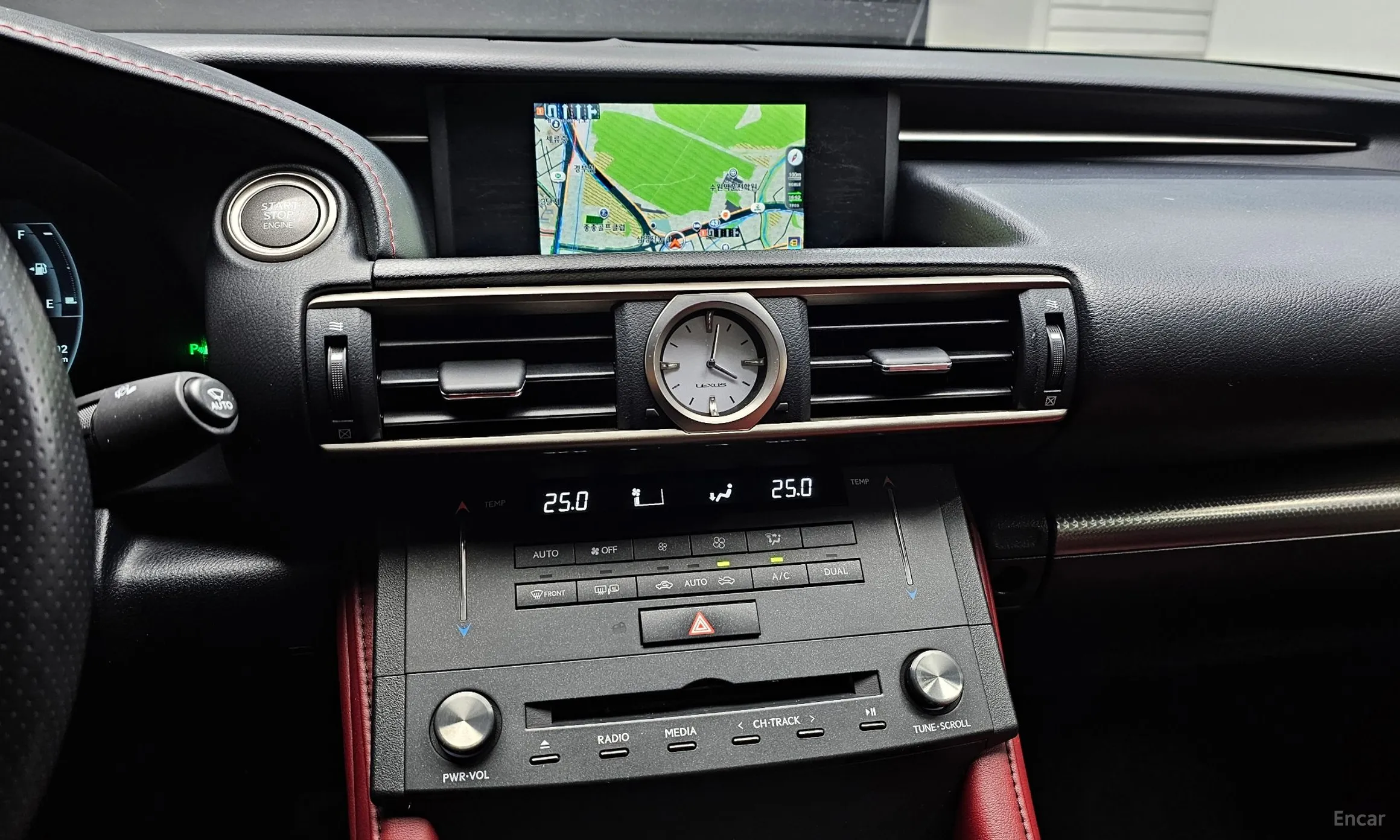 Lexus RC350 превью 14