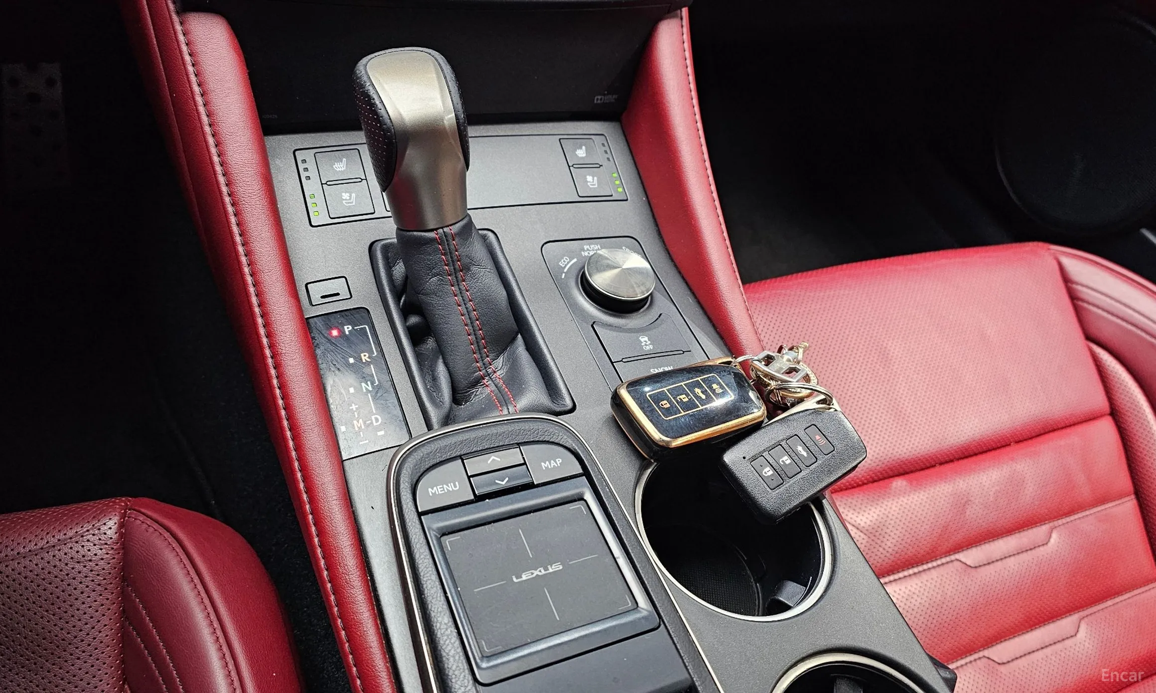 Lexus RC350 превью 9