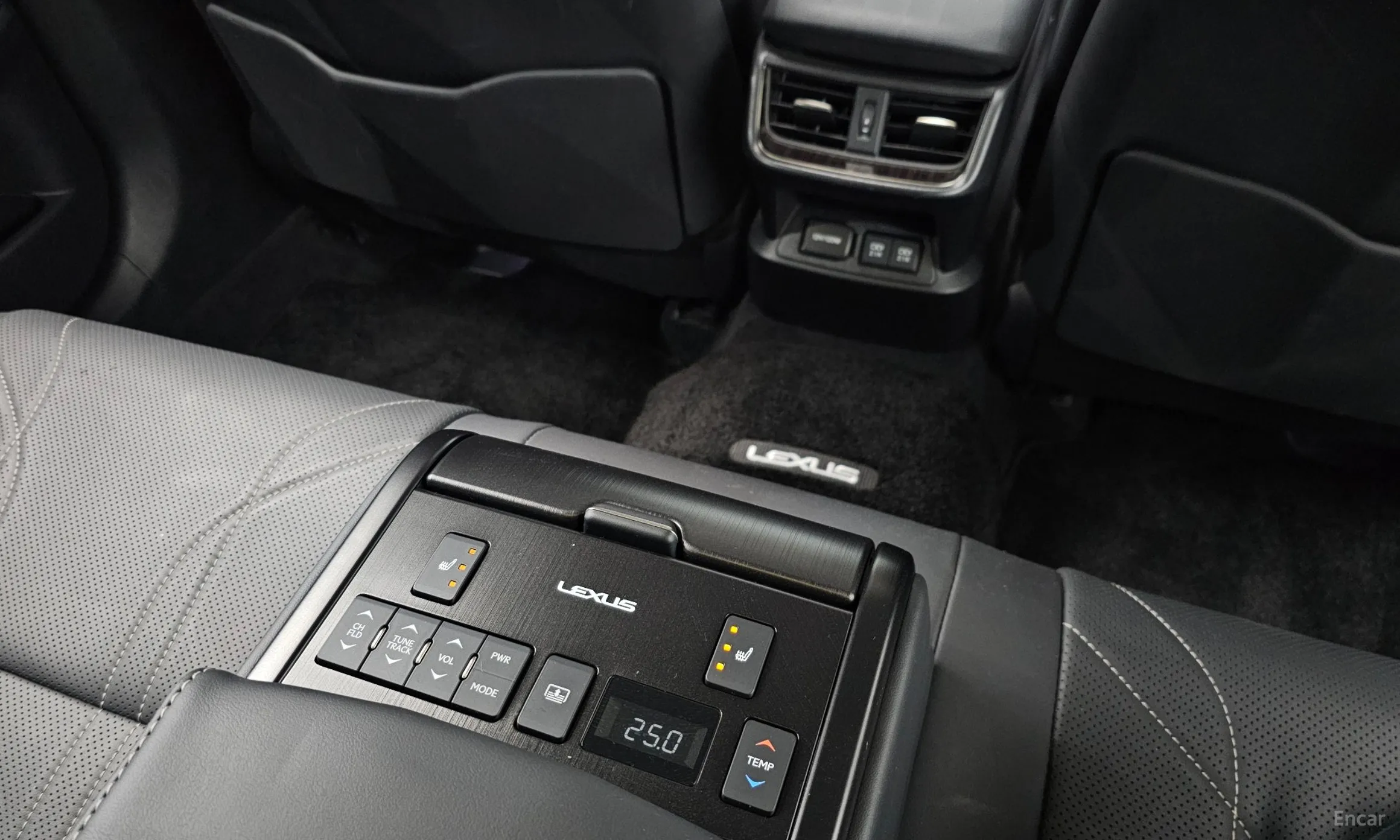 Lexus ES300h 7th Generation превью 19