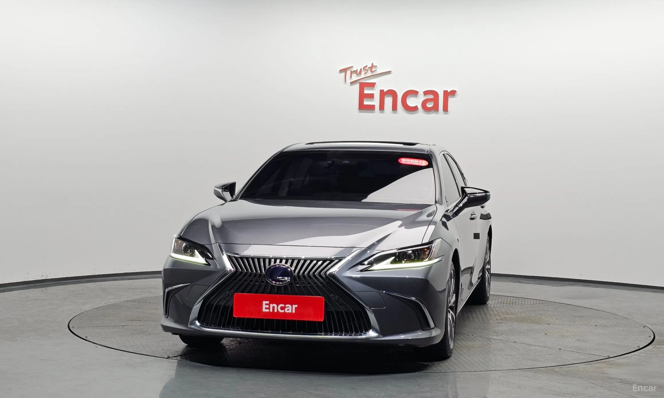 Lexus ES300h 7th Generation превью 3