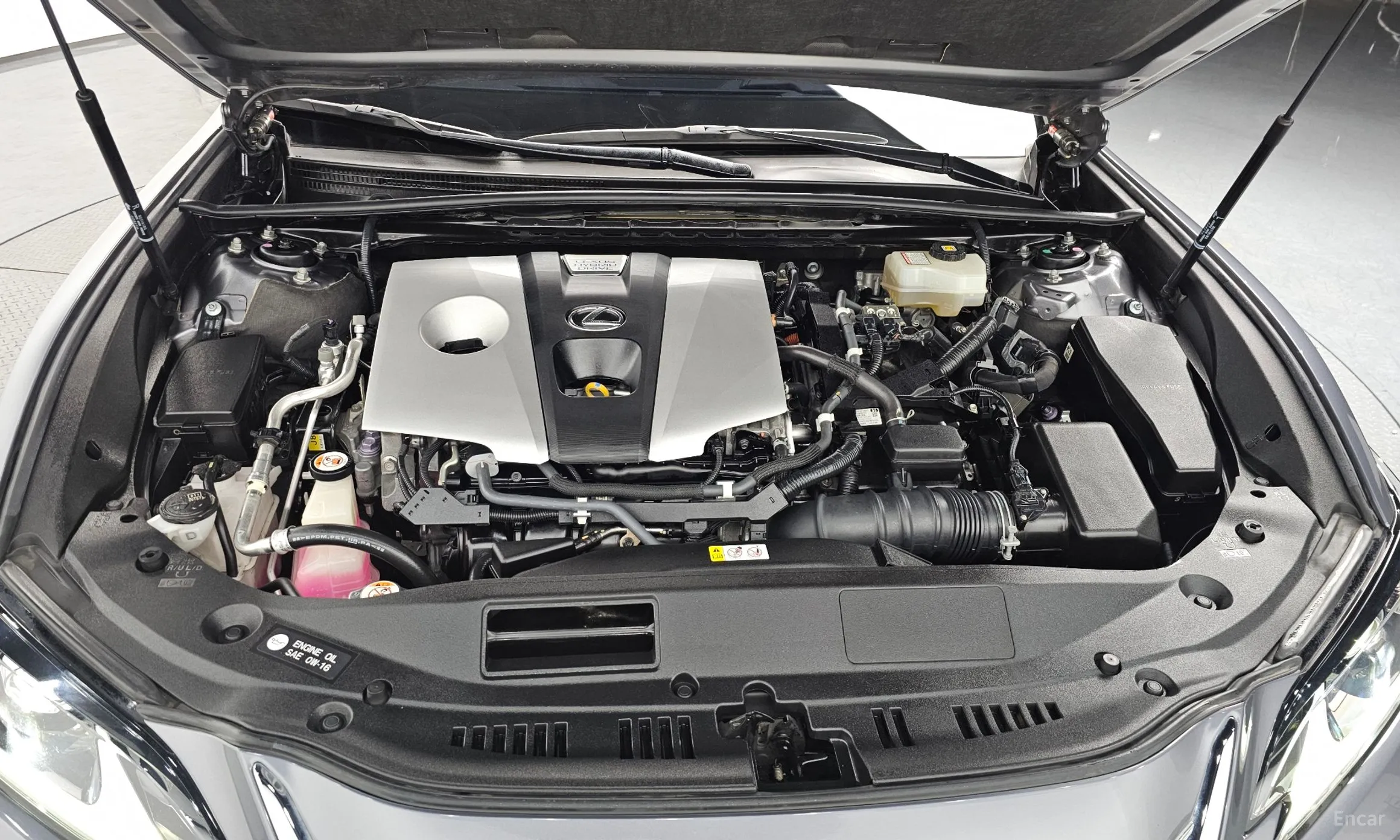 Lexus ES300h 7th Generation превью 6