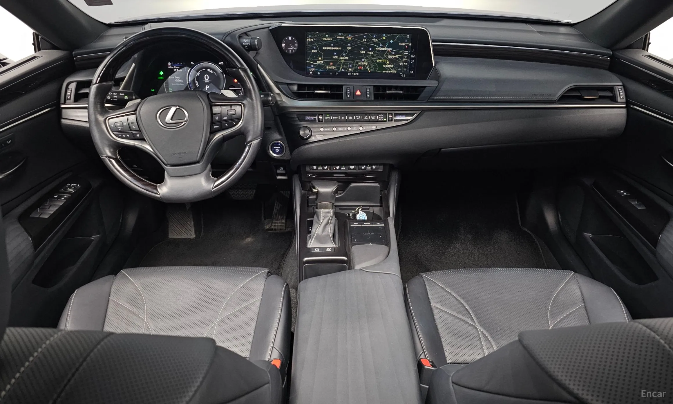 Lexus ES300h 7th Generation превью 7