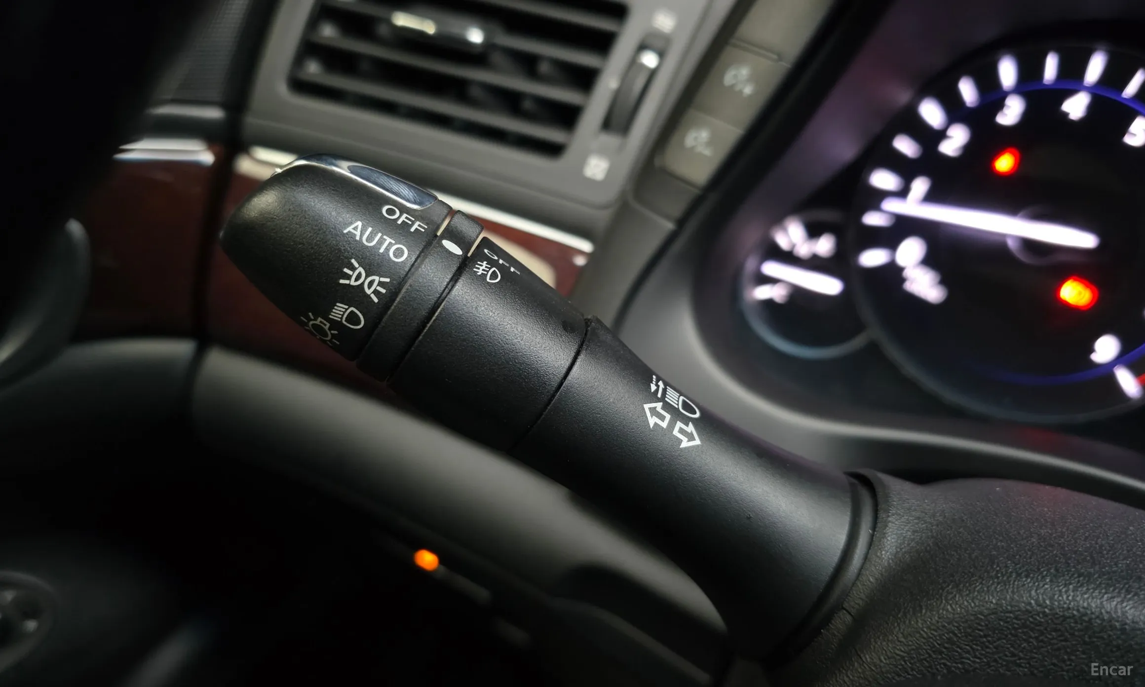 Infiniti Q70 превью 19