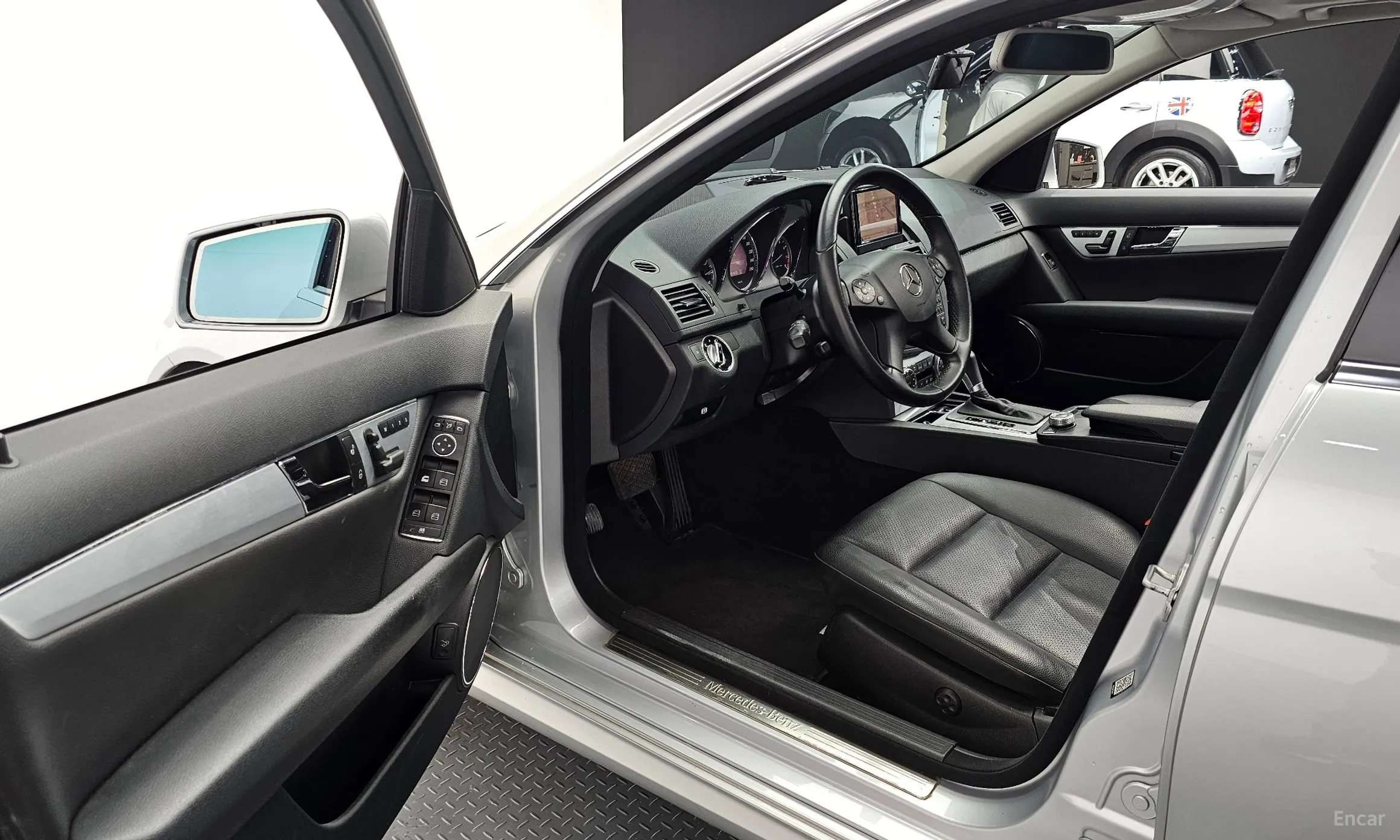 Mercedes Benz C-Class W204 превью 11