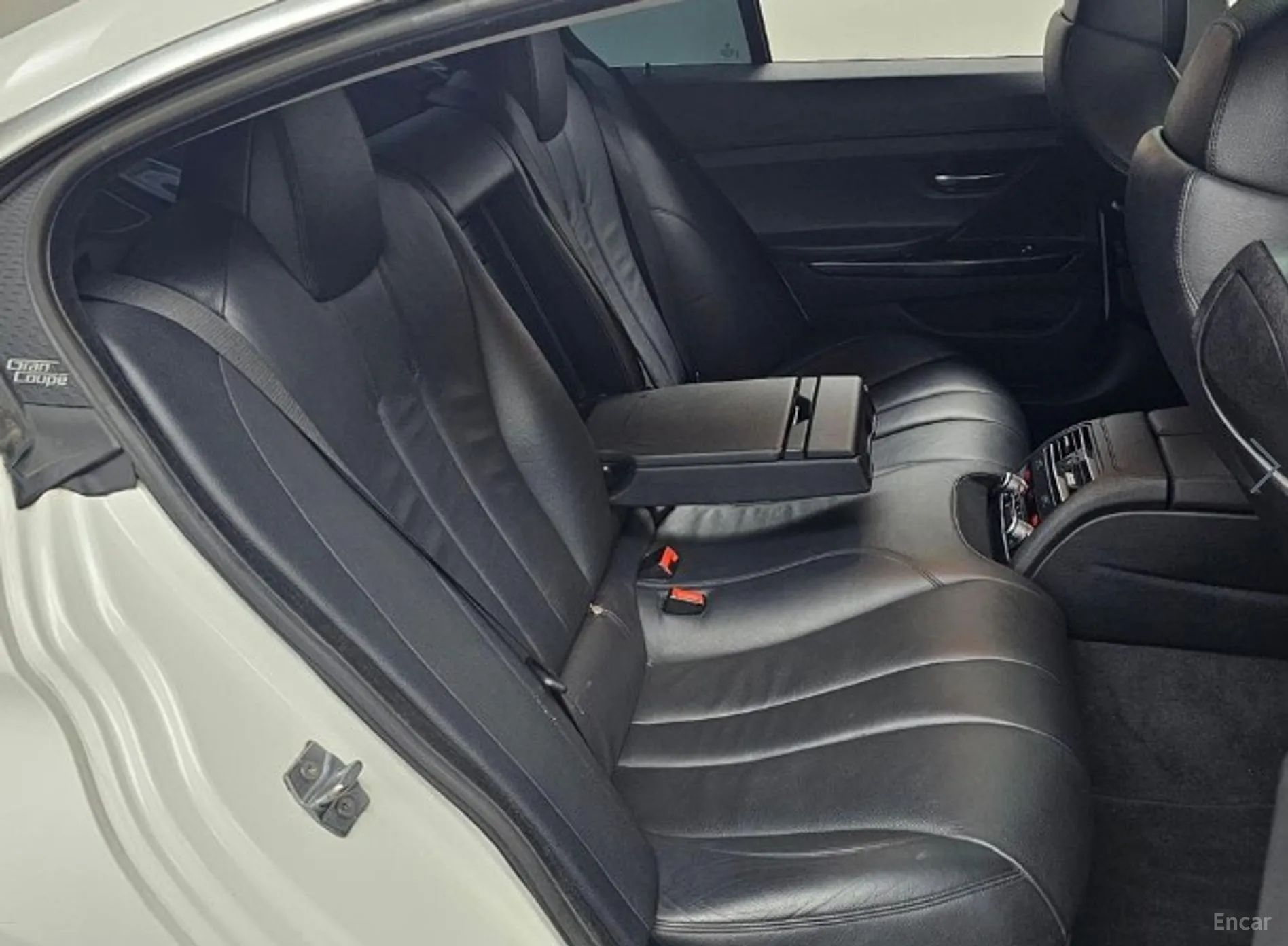 BMW 6 Series (F12) превью 12