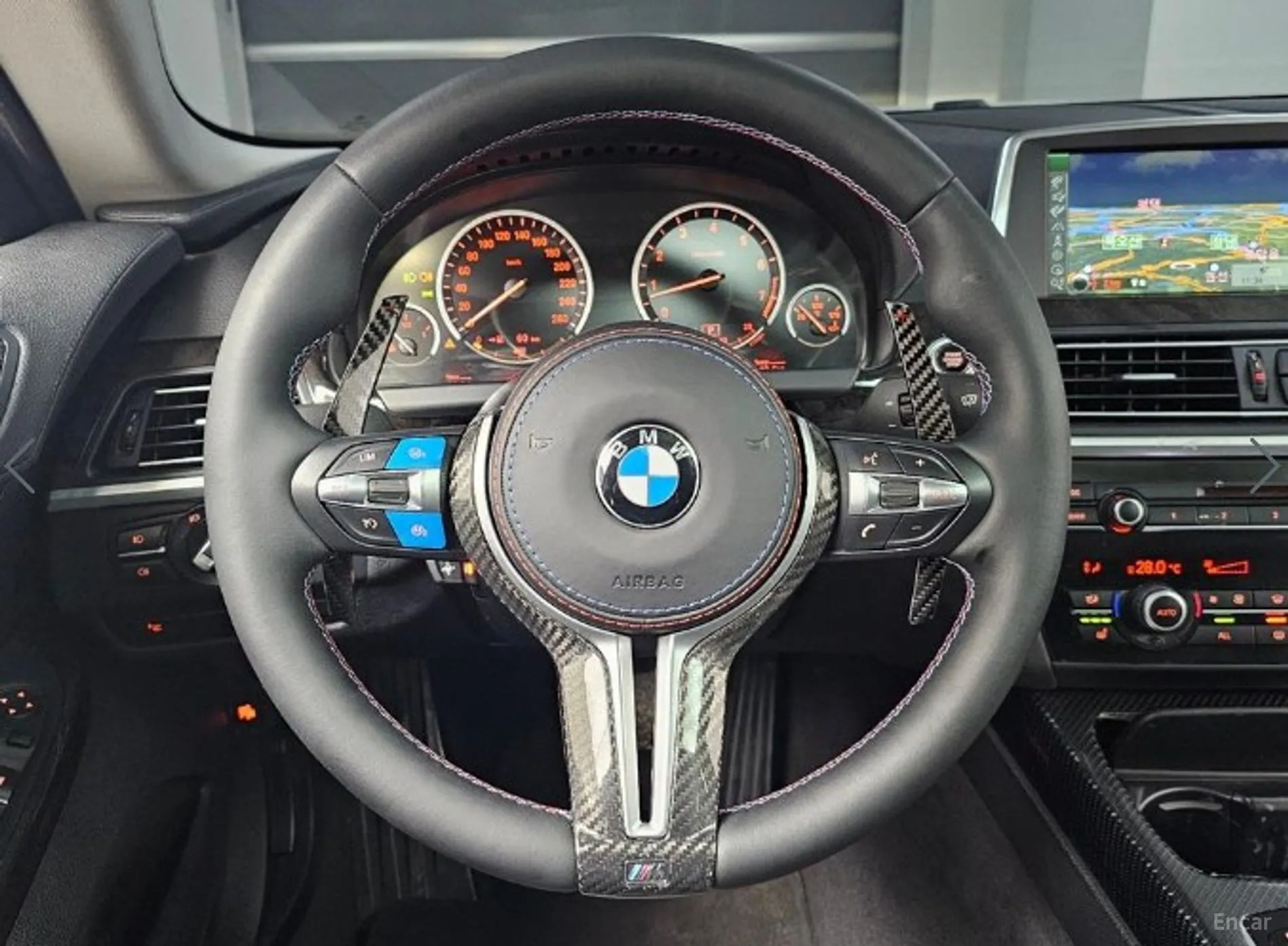 BMW 6 Series (F12) превью 13
