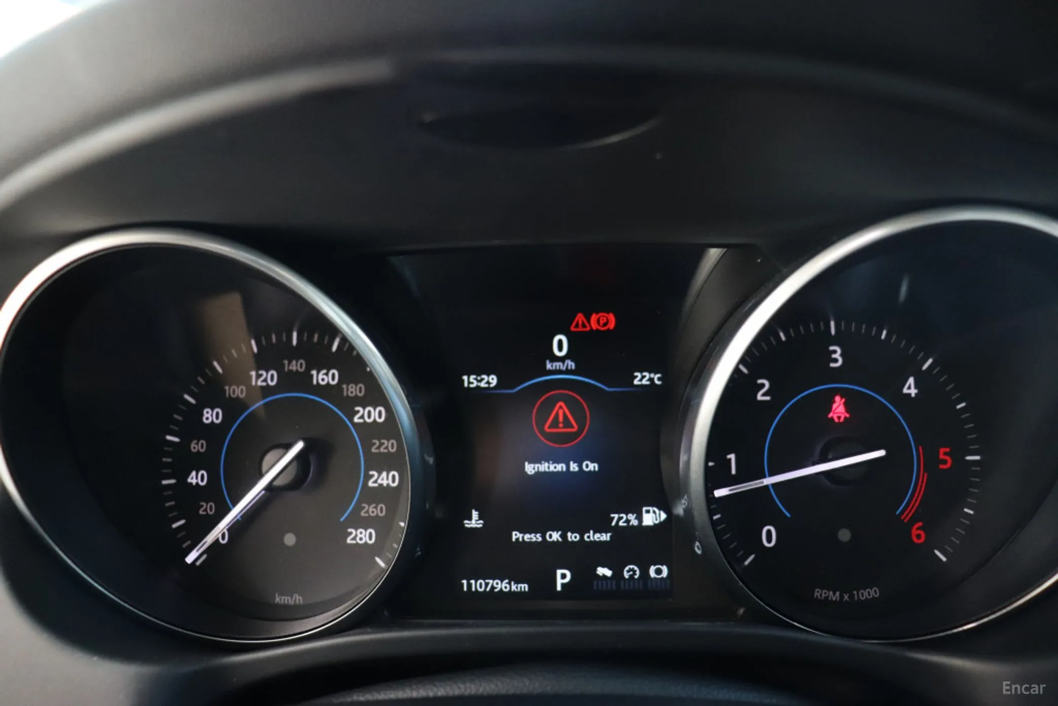 Jaguar XE превью 9