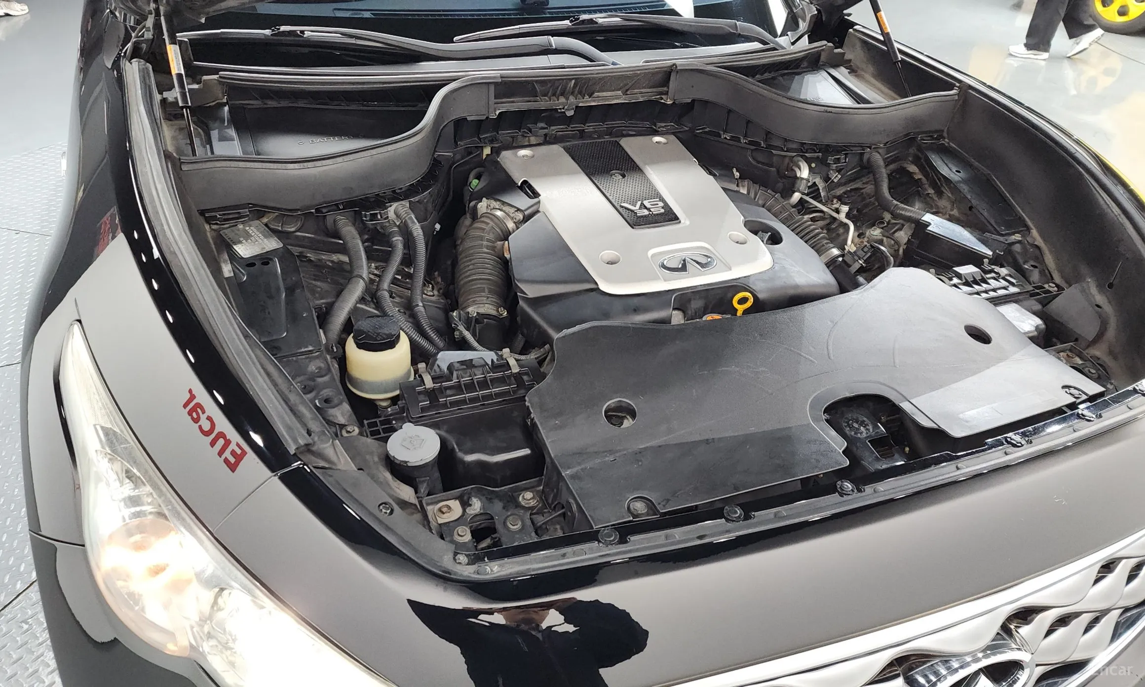 Infiniti FX35 превью 6