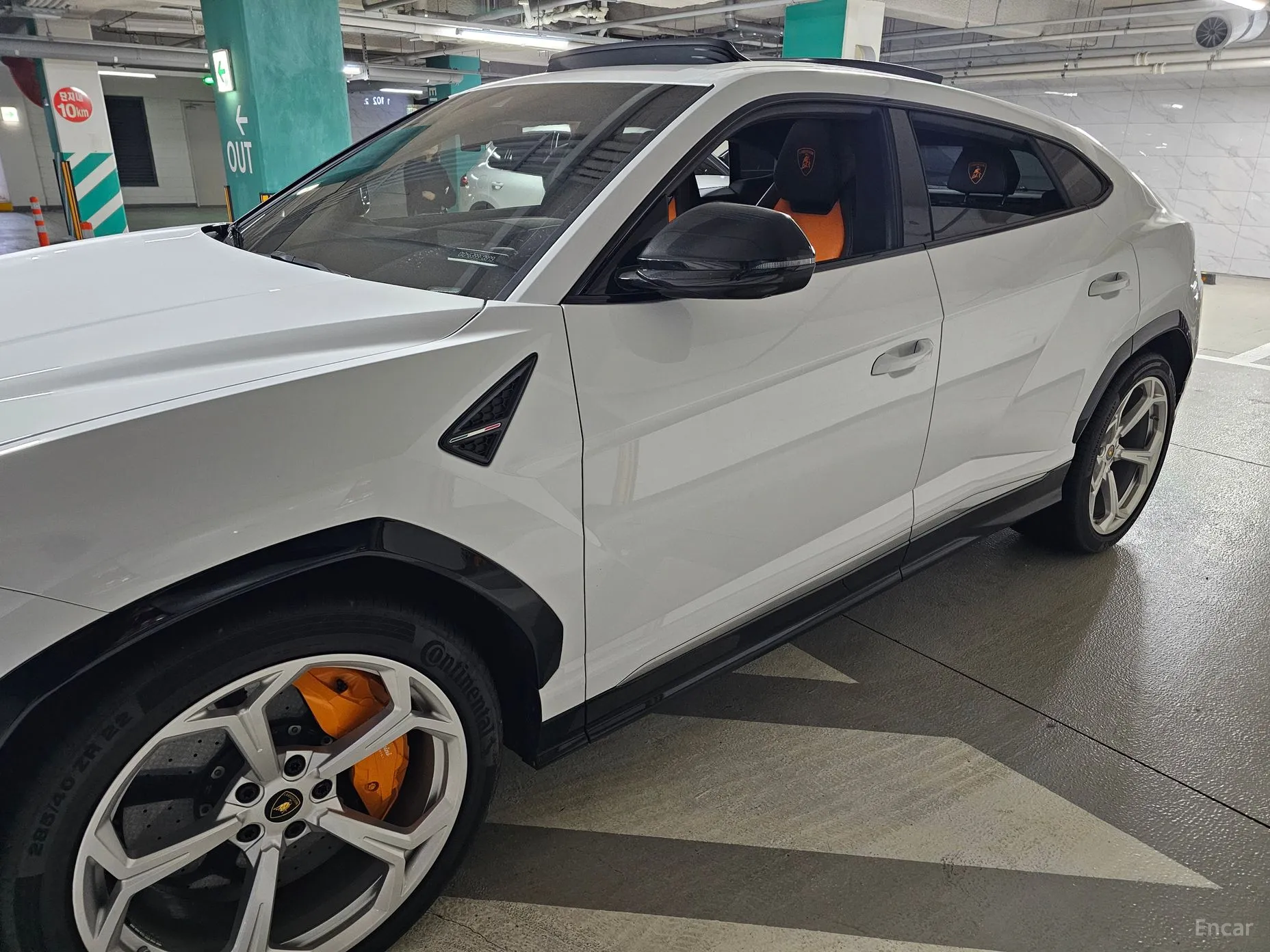 Lamborghini Urus превью 4