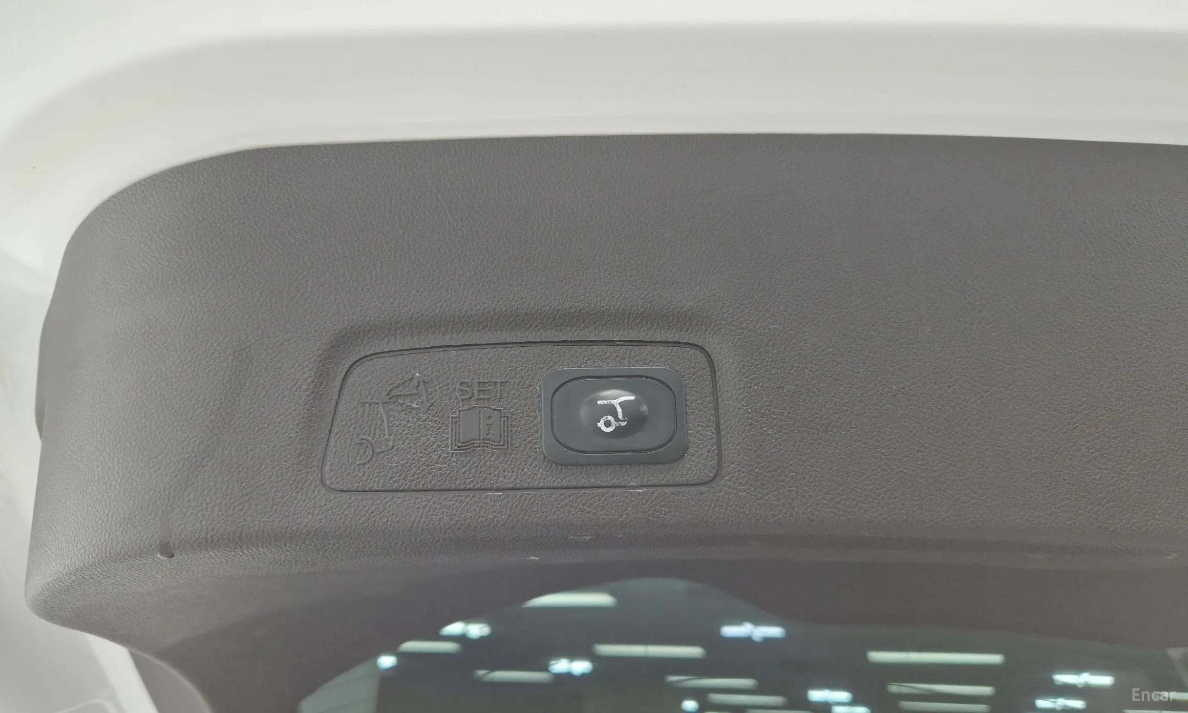 Lincoln MKC превью 19