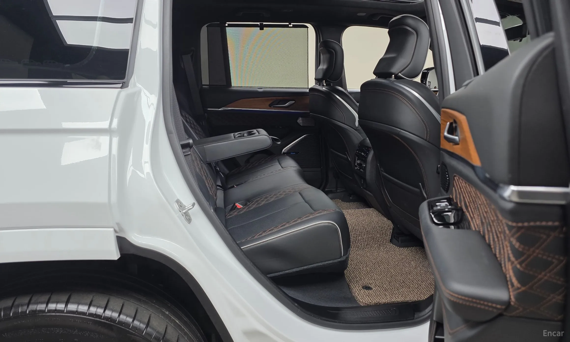 Jeep Grand Cherokee (WL) превью 12