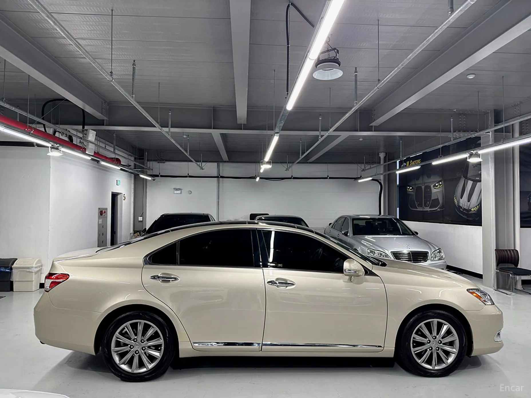 Lexus ES350 превью 5