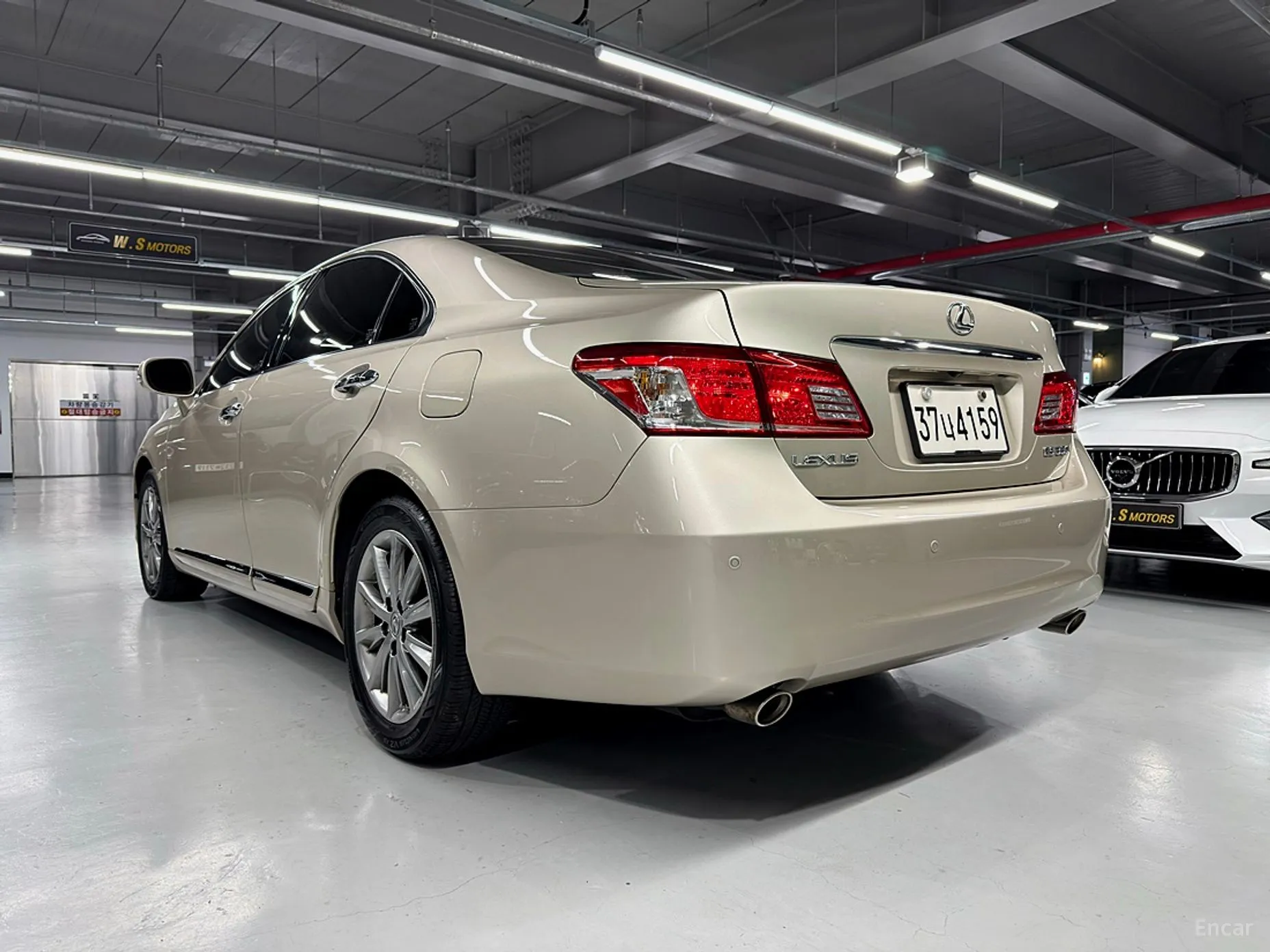 Lexus ES350 превью 6