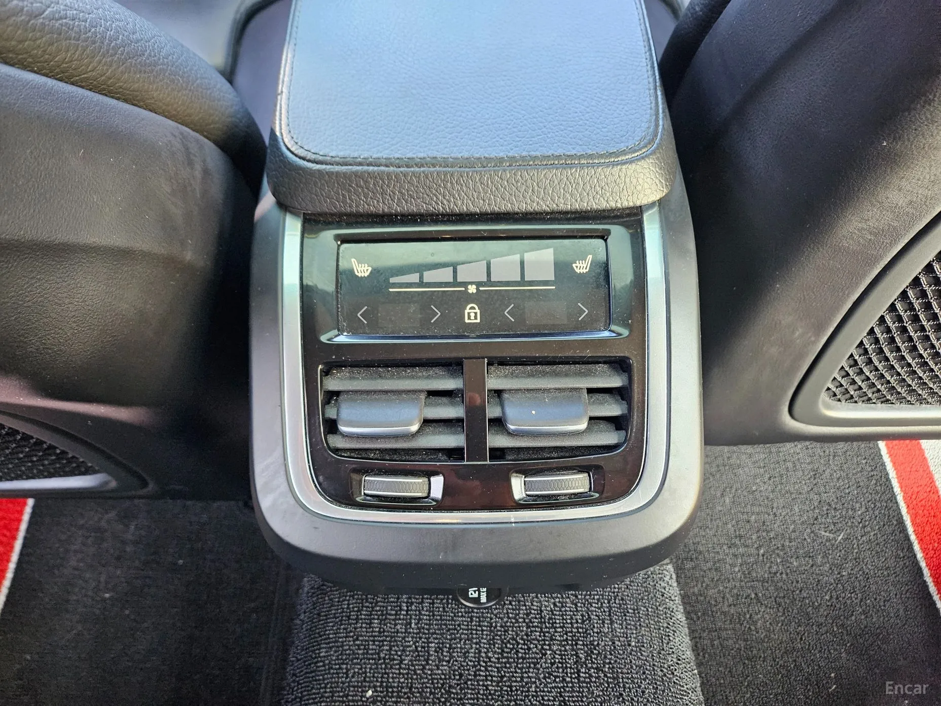 Volvo S90 превью 14