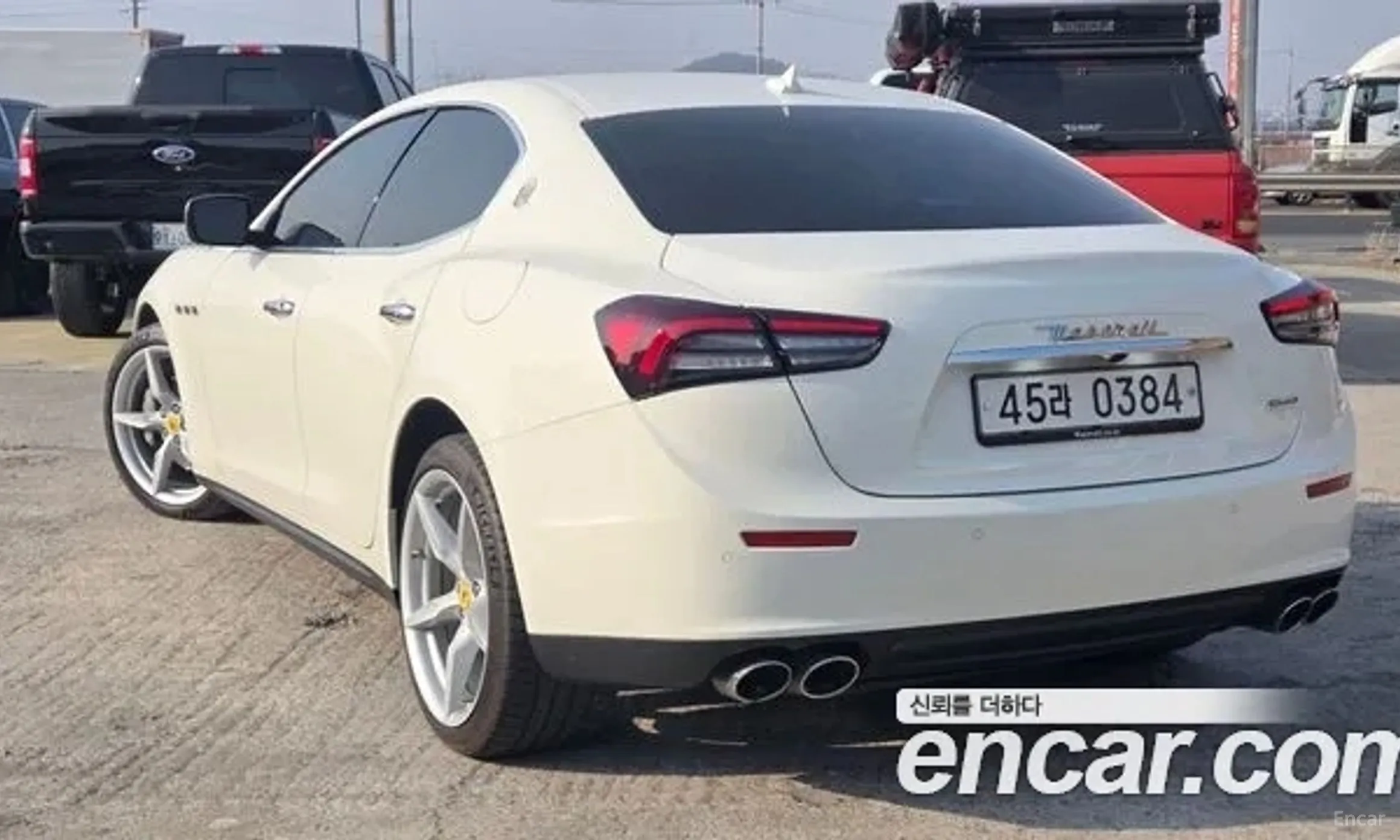 Maserati Ghibli превью 2