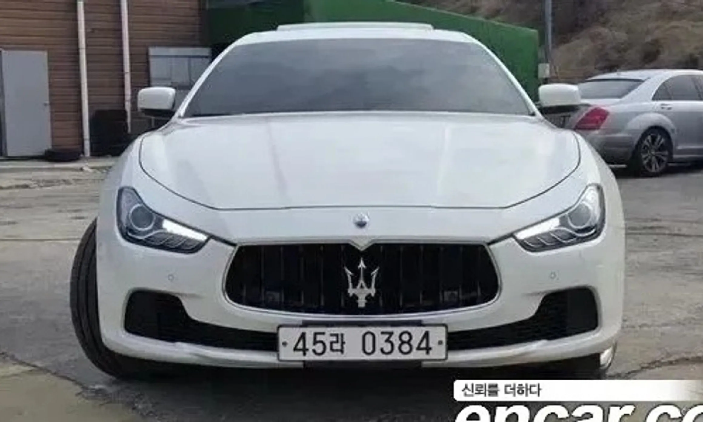 Maserati Ghibli превью 3