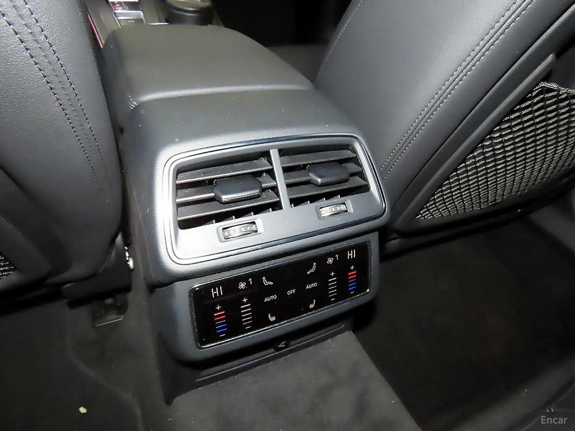 Audi A6 (C8) превью 14